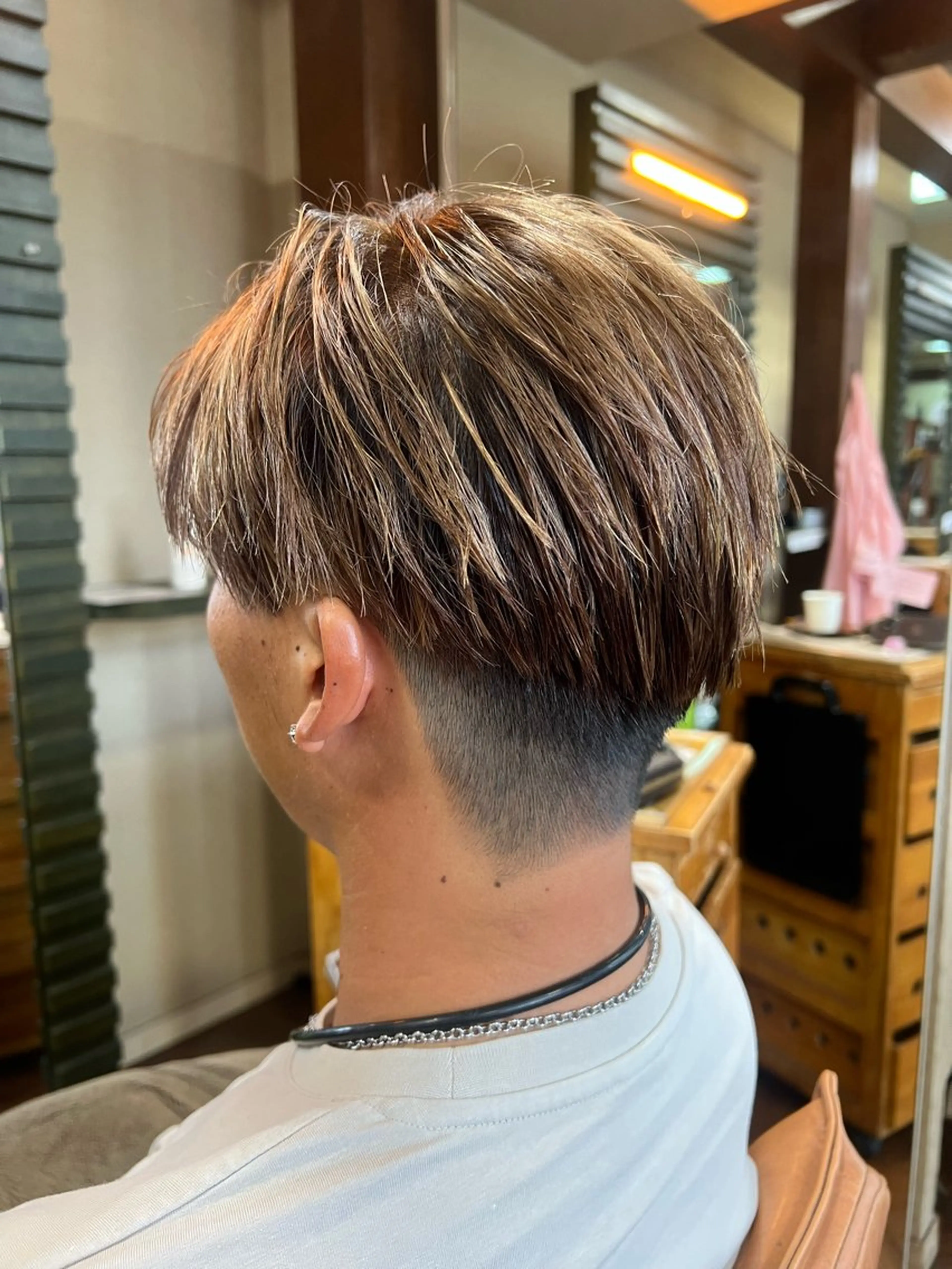 ショート カラー メンズ カット ヘアカラー 奥田 勝亮のヘアスタイル