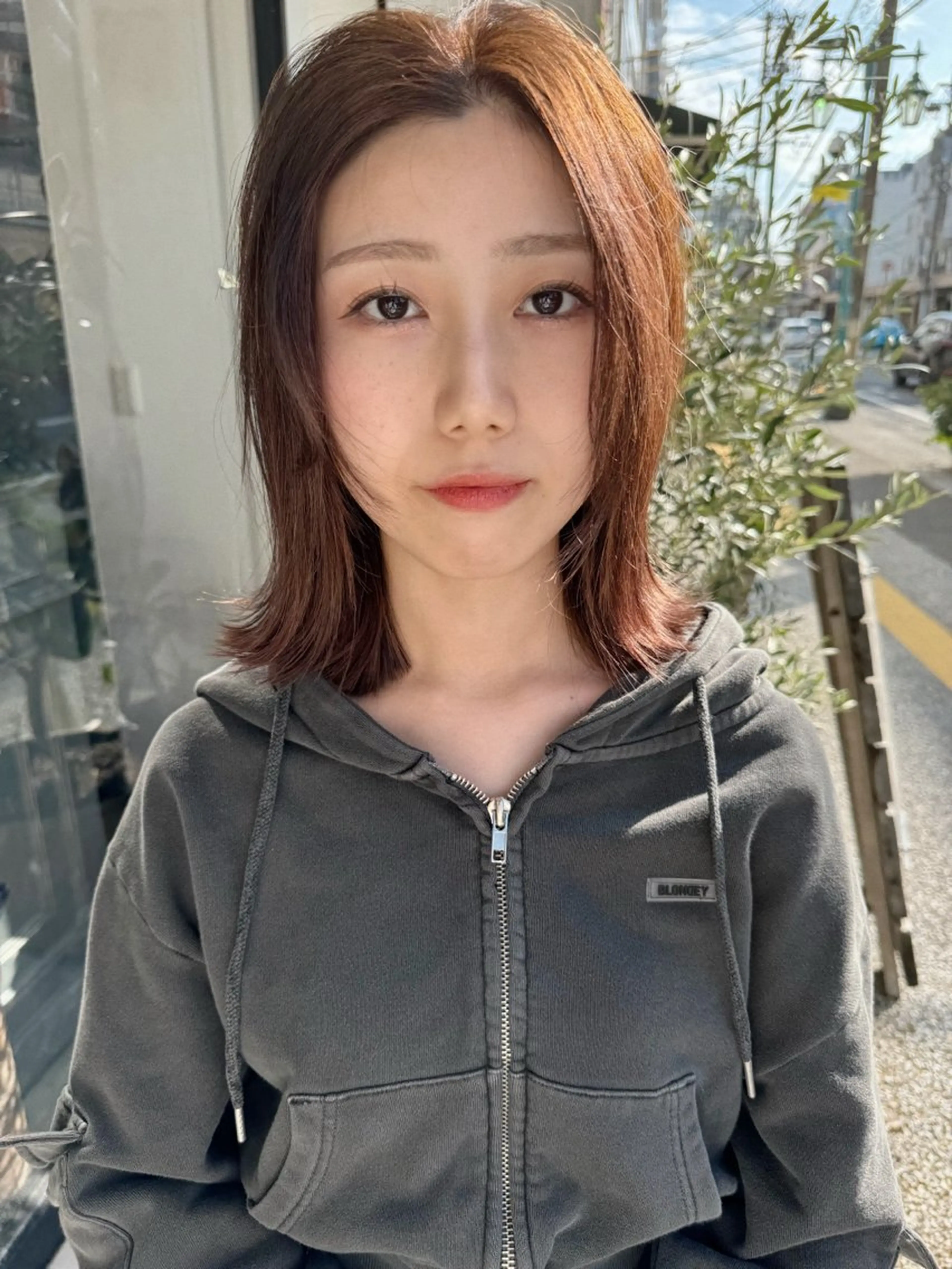 ミディアム ボブ 外ハネヘア 小野田 航己のヘアスタイル