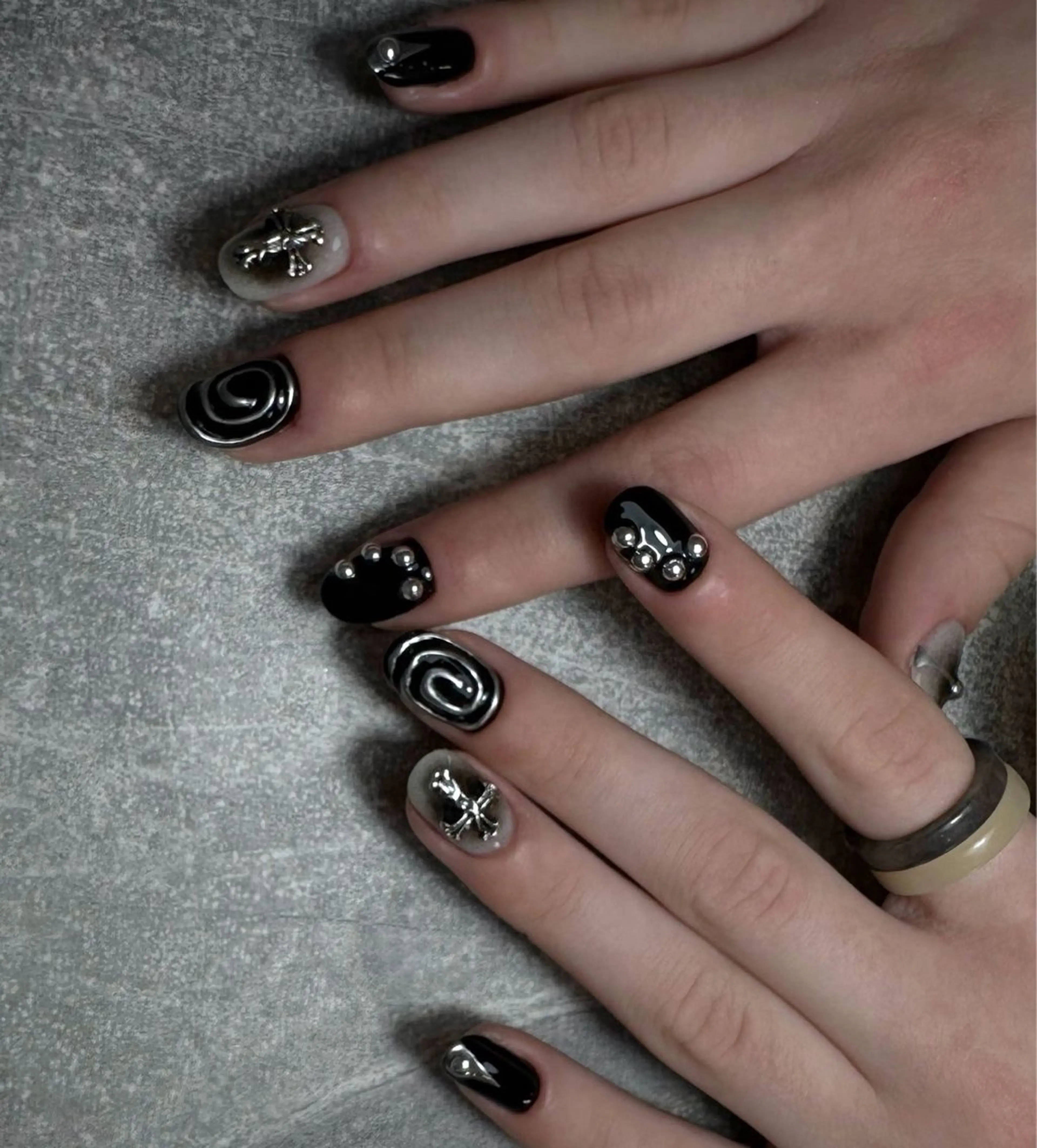 ネイル 韓国ネイル 持ち込み ニュアンスネイル ネイルチップ 冬ネイル RINN ANA.CHUOのネイルデザイン