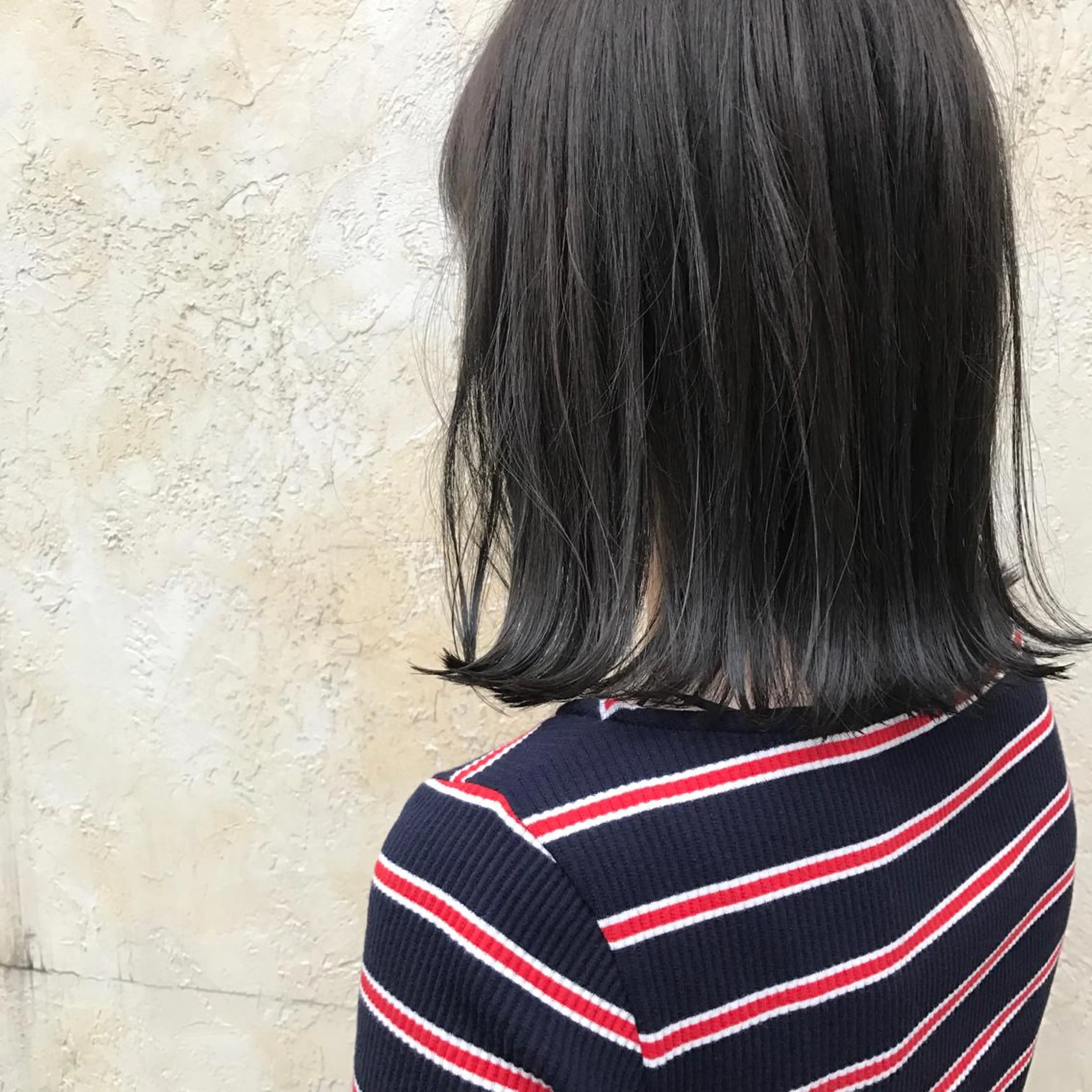 ミディアム カラー ヤスドミ ケイスケのヘアスタイル