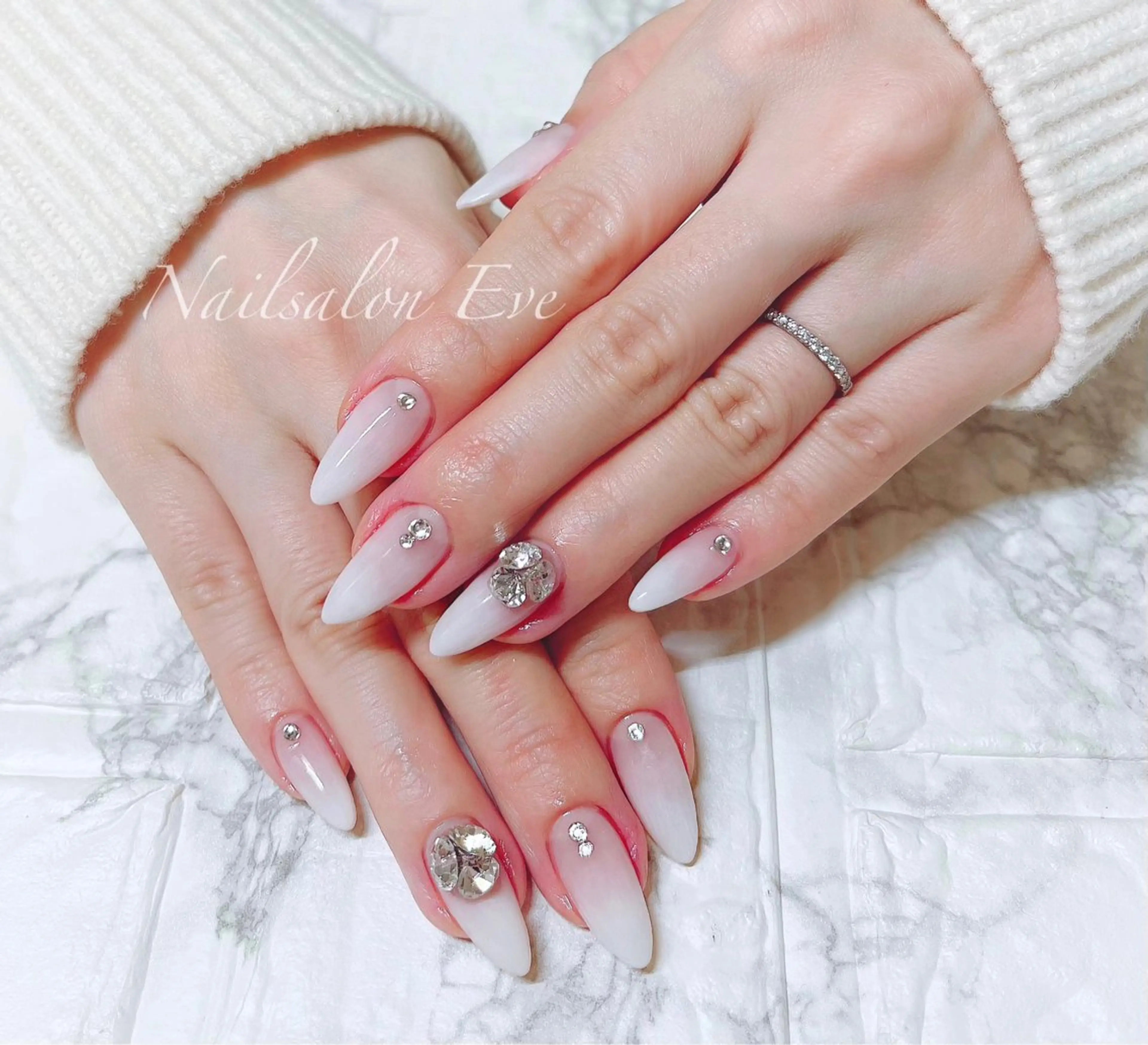 ネイル ハンドネイル ハンドケア Nailsalon Eve（イヴ）のネイルデザイン
