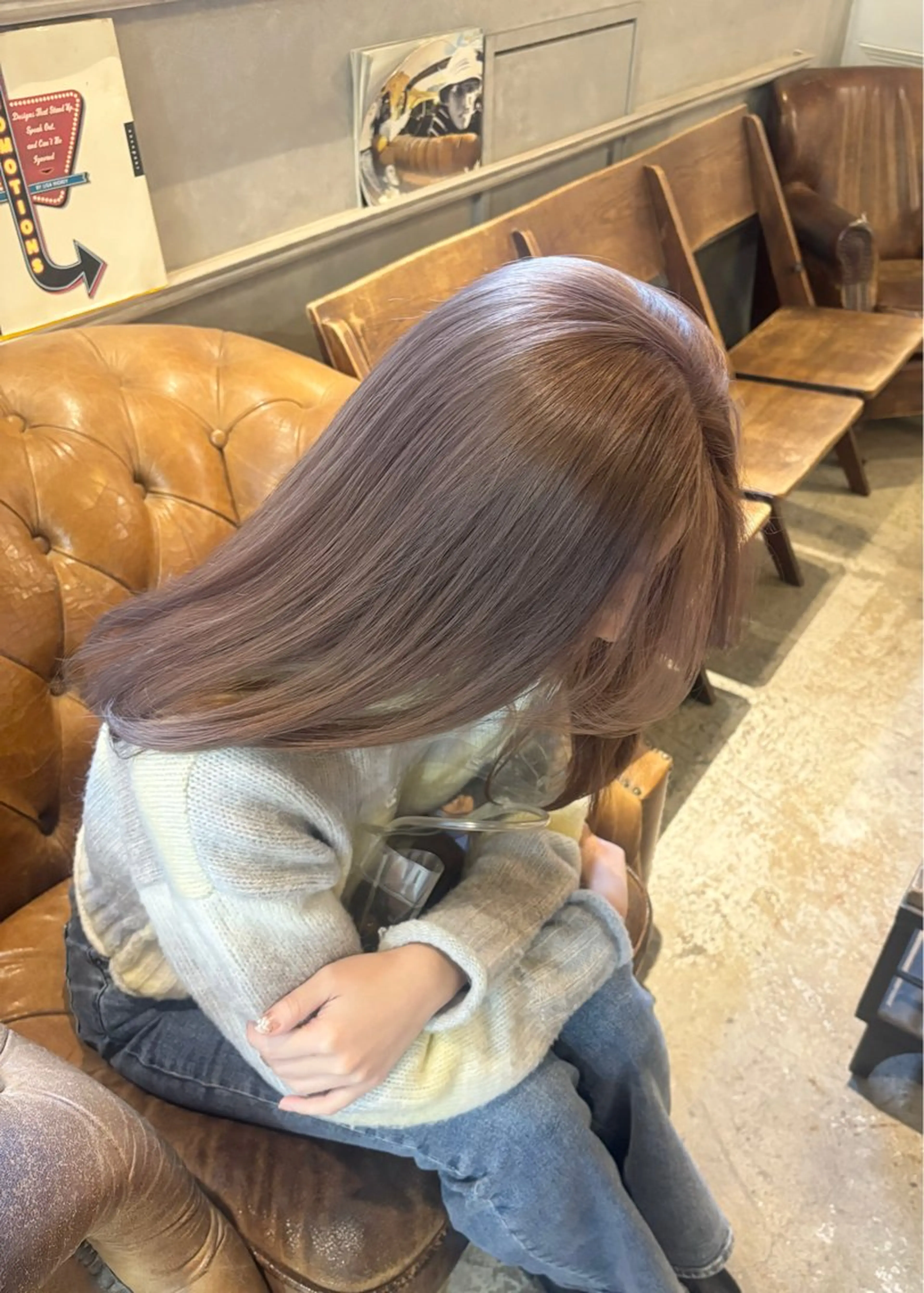 ロング カラー ヘアカラー トリートメント 柔らかベージュ 🤎YUKAのヘアスタイル