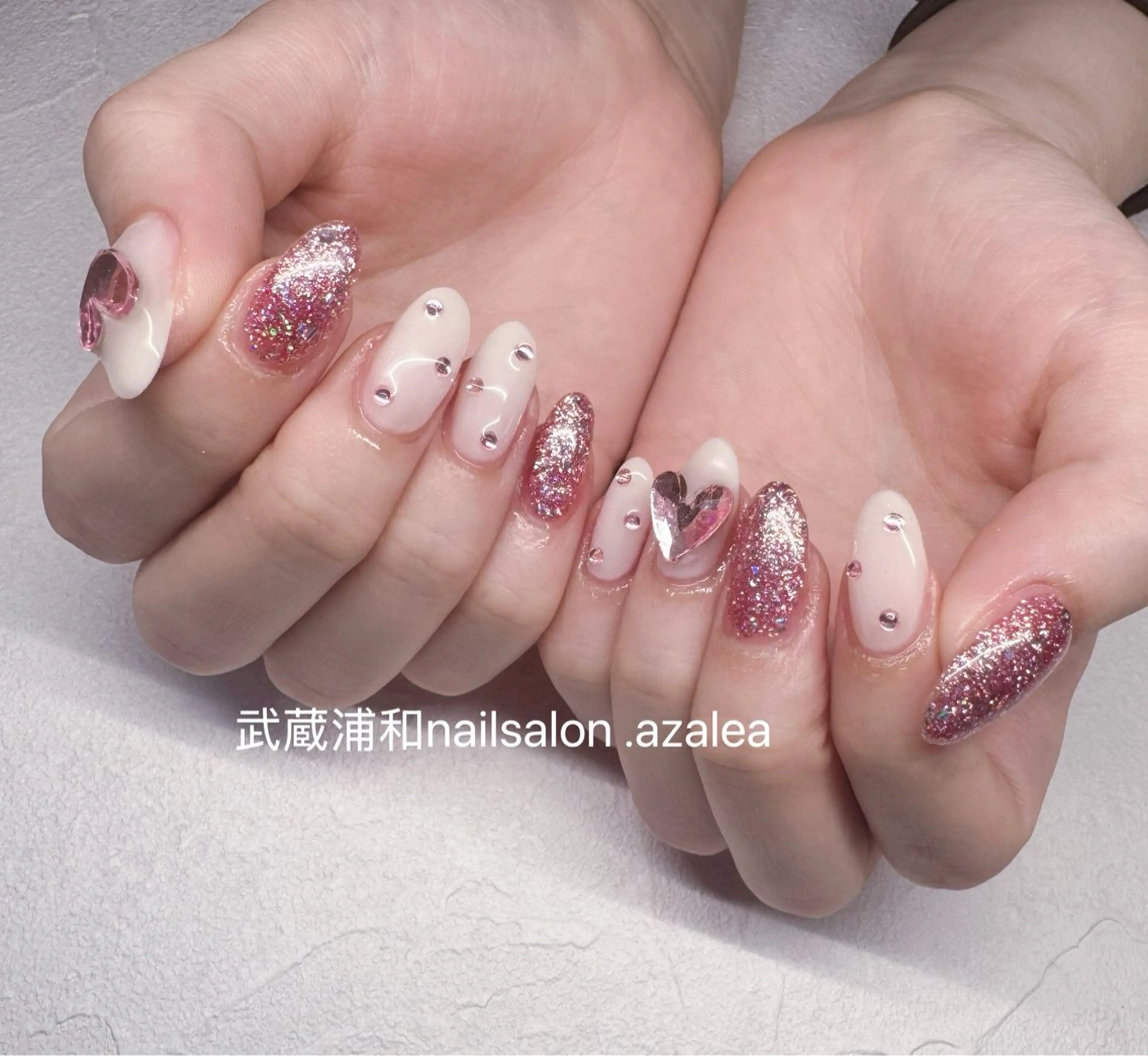 ネイル ハンドネイル R inのネイルデザイン