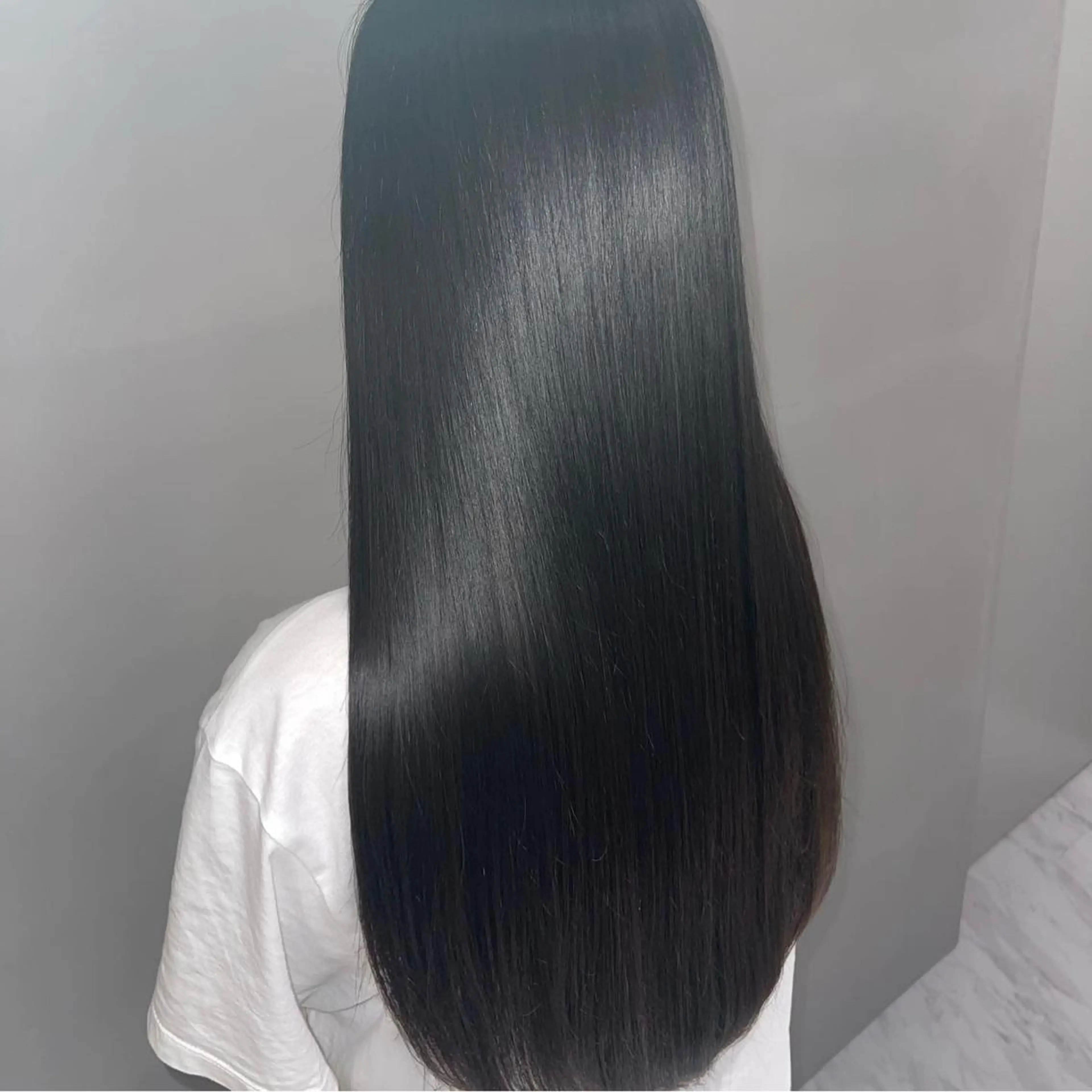 セミロング 髪質改善 縮毛矯正 トリートメント answer銀座 店長💐HIDEのヘアスタイル