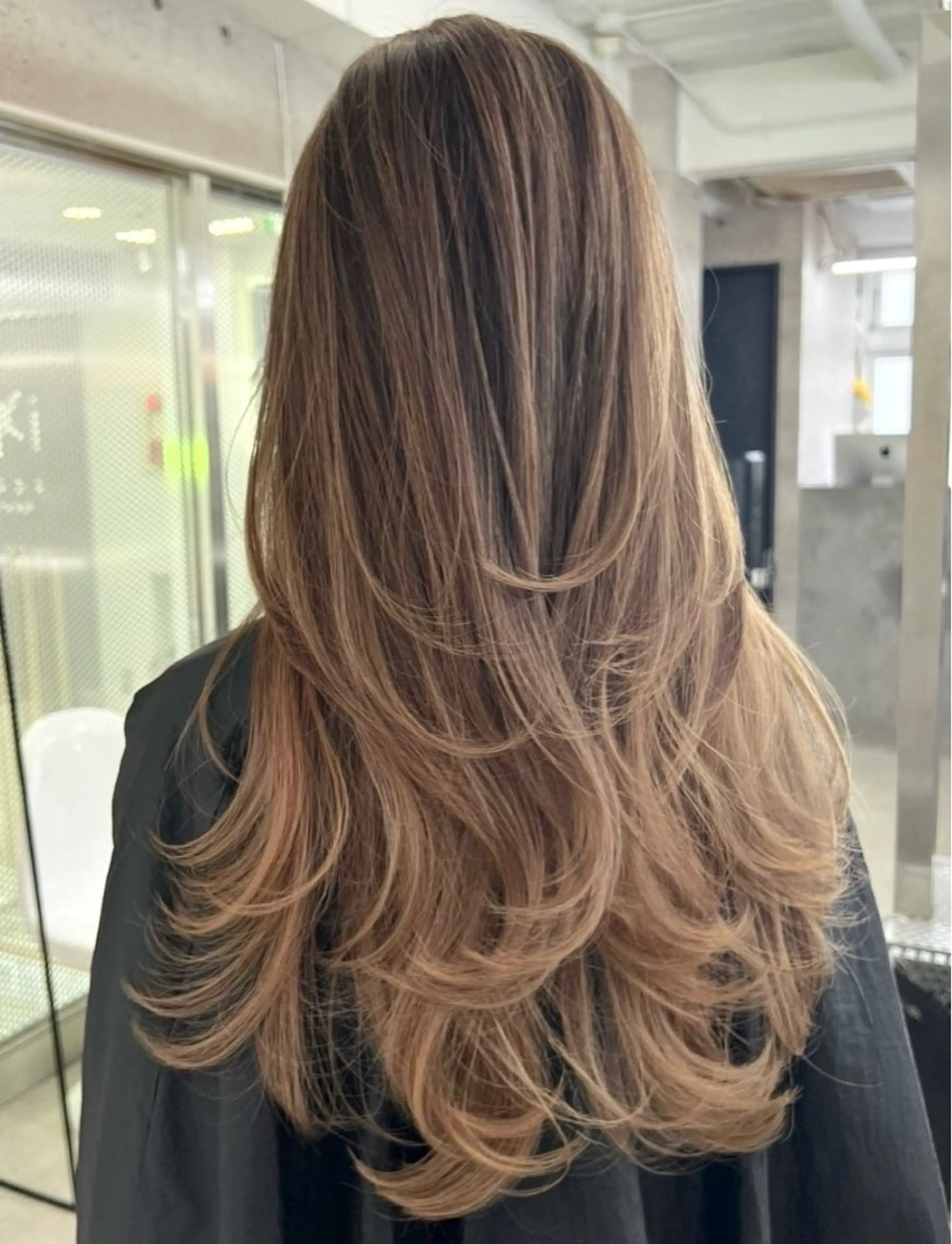 ロング カラー ヘアカラー iki omotesando所属・KIRYU SARAのヘアスタイル