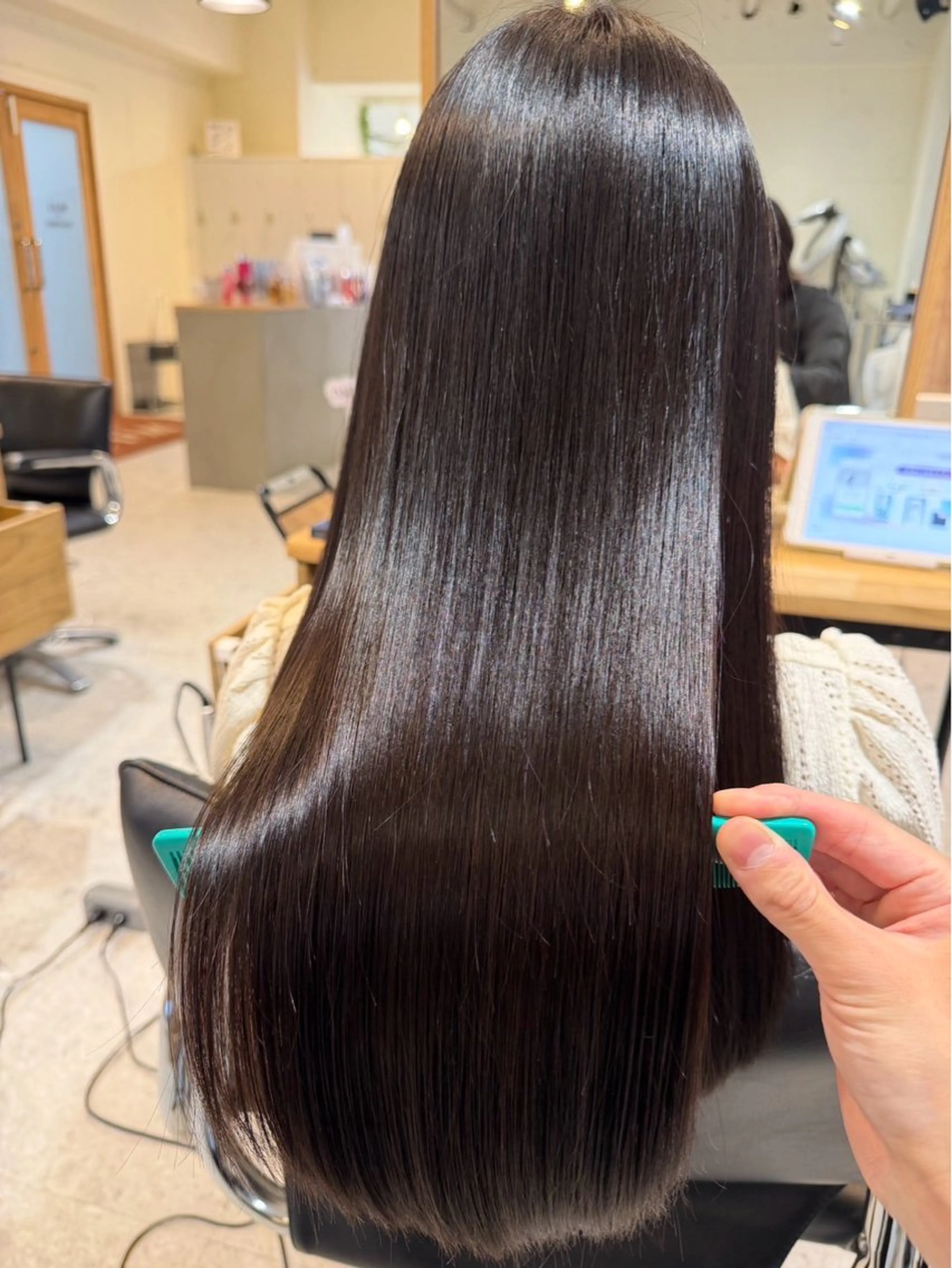 ロング 髪質改善 トリートメント 鈴木 心花のヘアスタイル