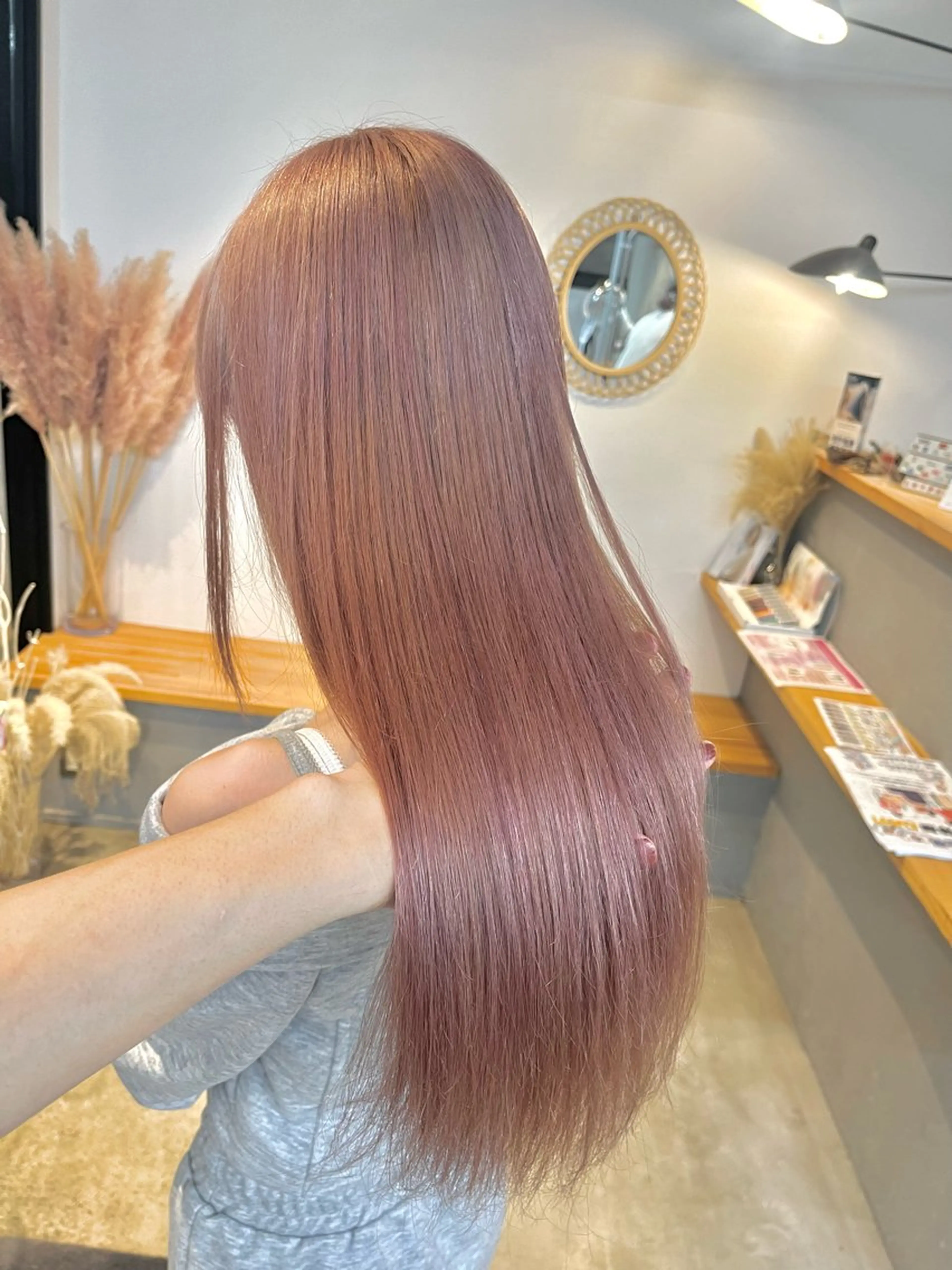 セミロング カラー ヘアカラー ハイトーンカラ ー/小川のヘアスタイル