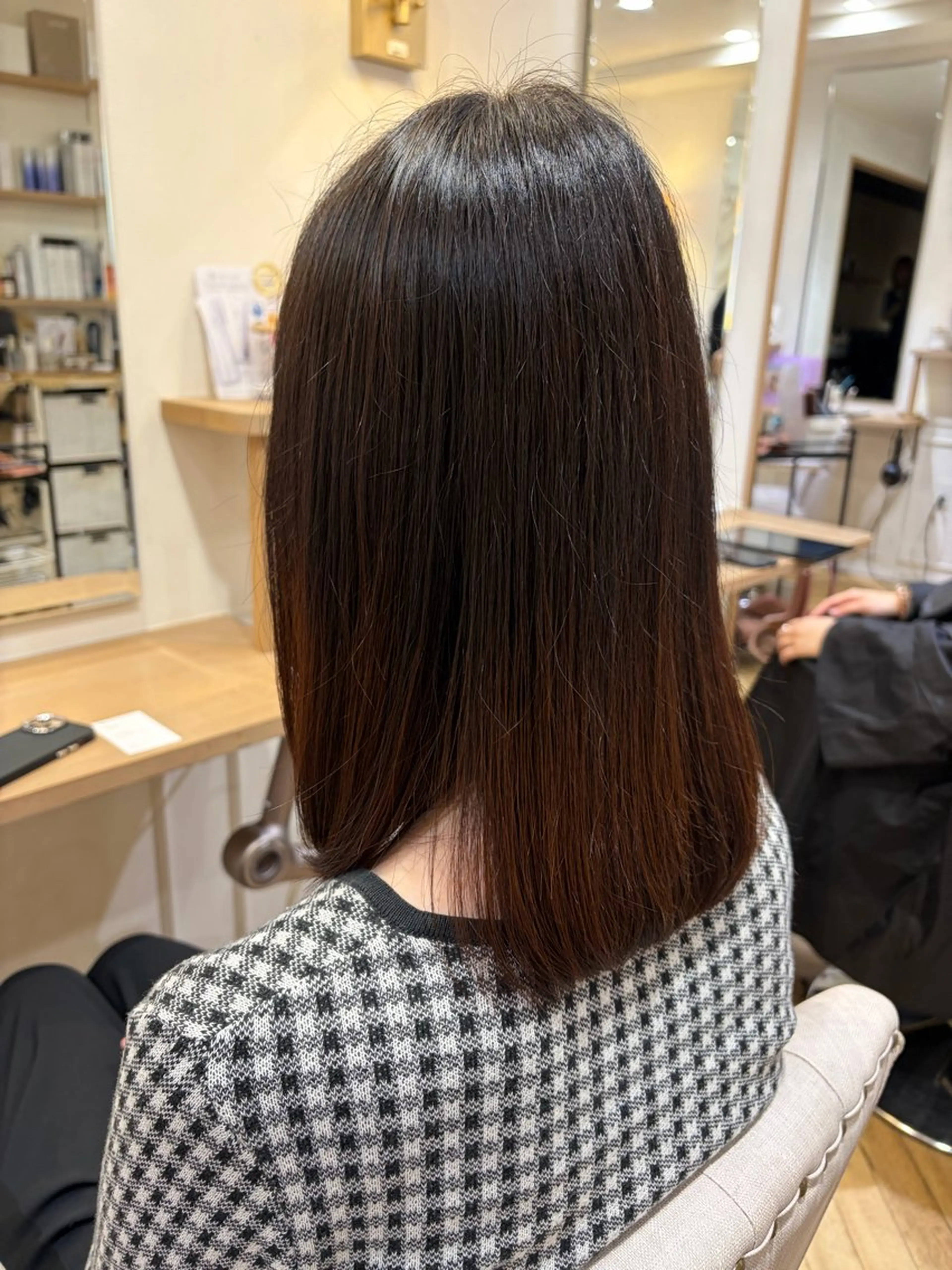 ミディアム Nanaka Luana  難波店のヘアスタイル
