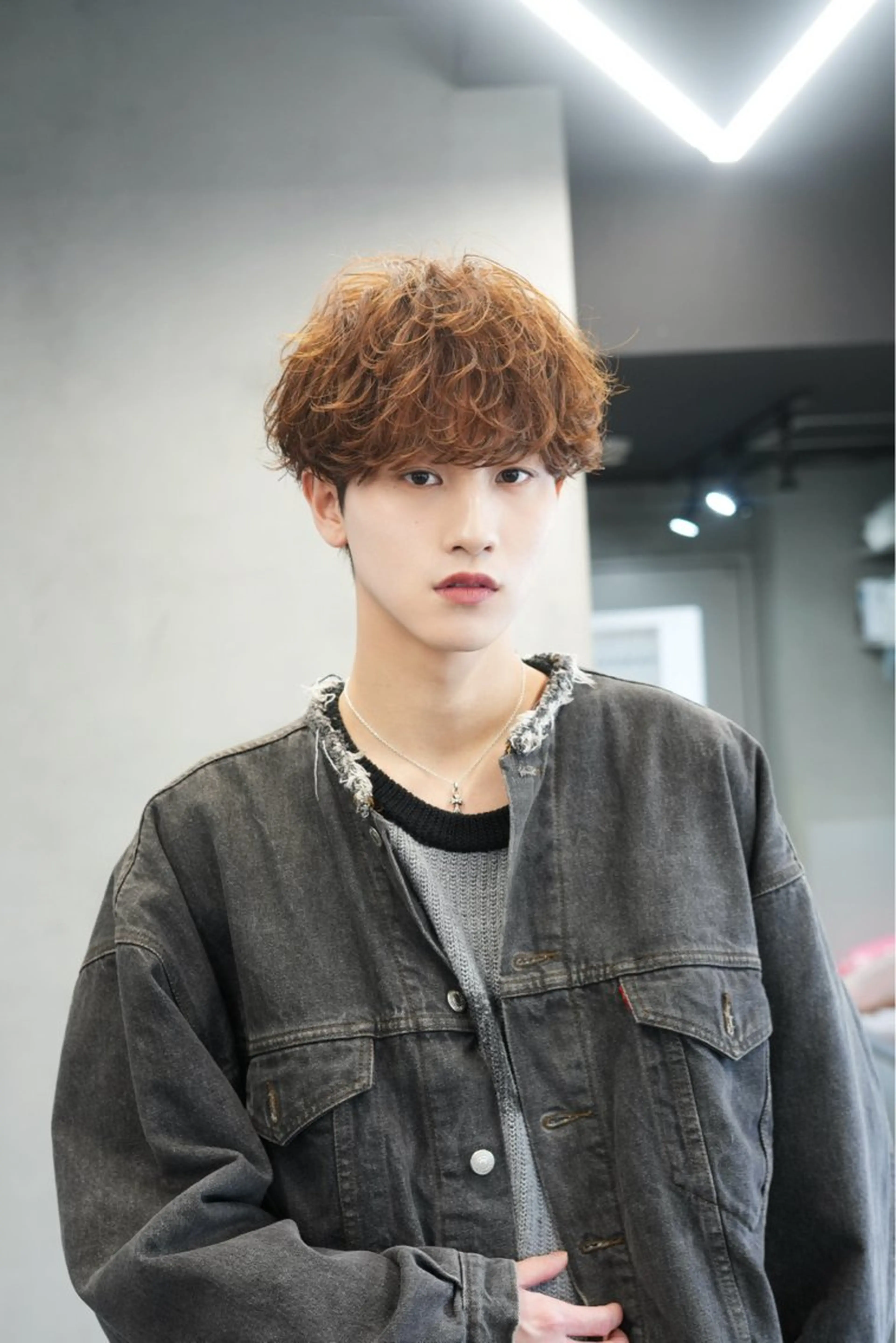 カラー パーマ fifth春山 凜乃介のヘアスタイル