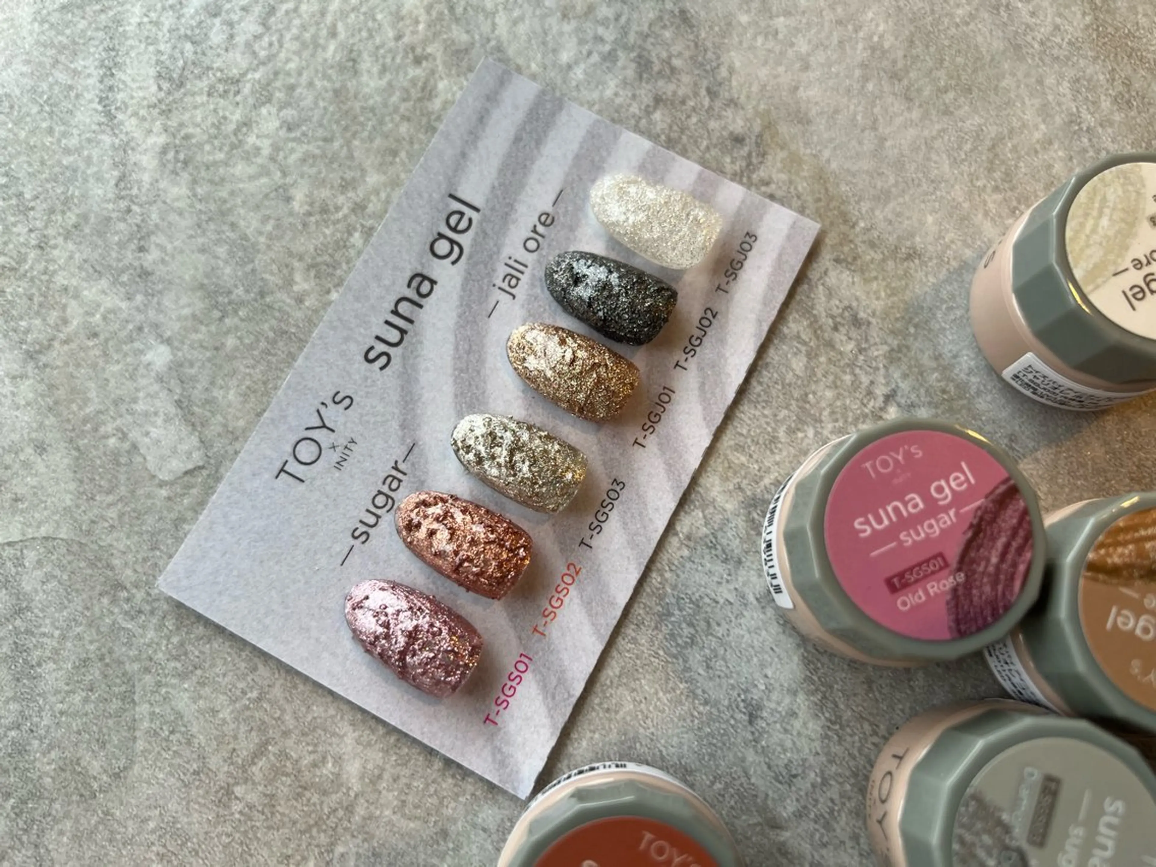 ネイル U'i ｳｲのネイルデザイン