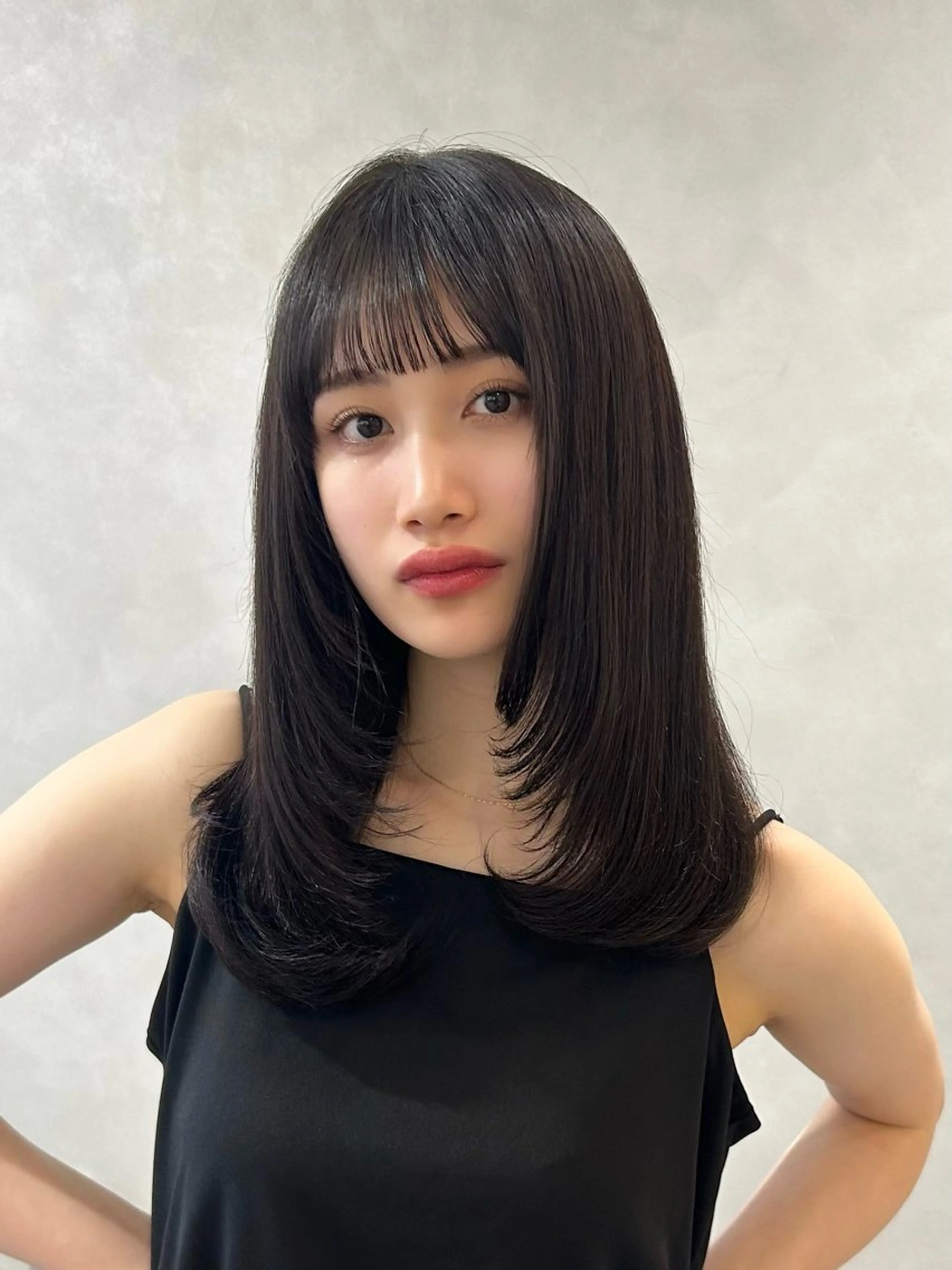 セミロング カラー グレージュ レイヤーカット ❤️ショートカット ・顔周りカット❤️のヘアスタイル