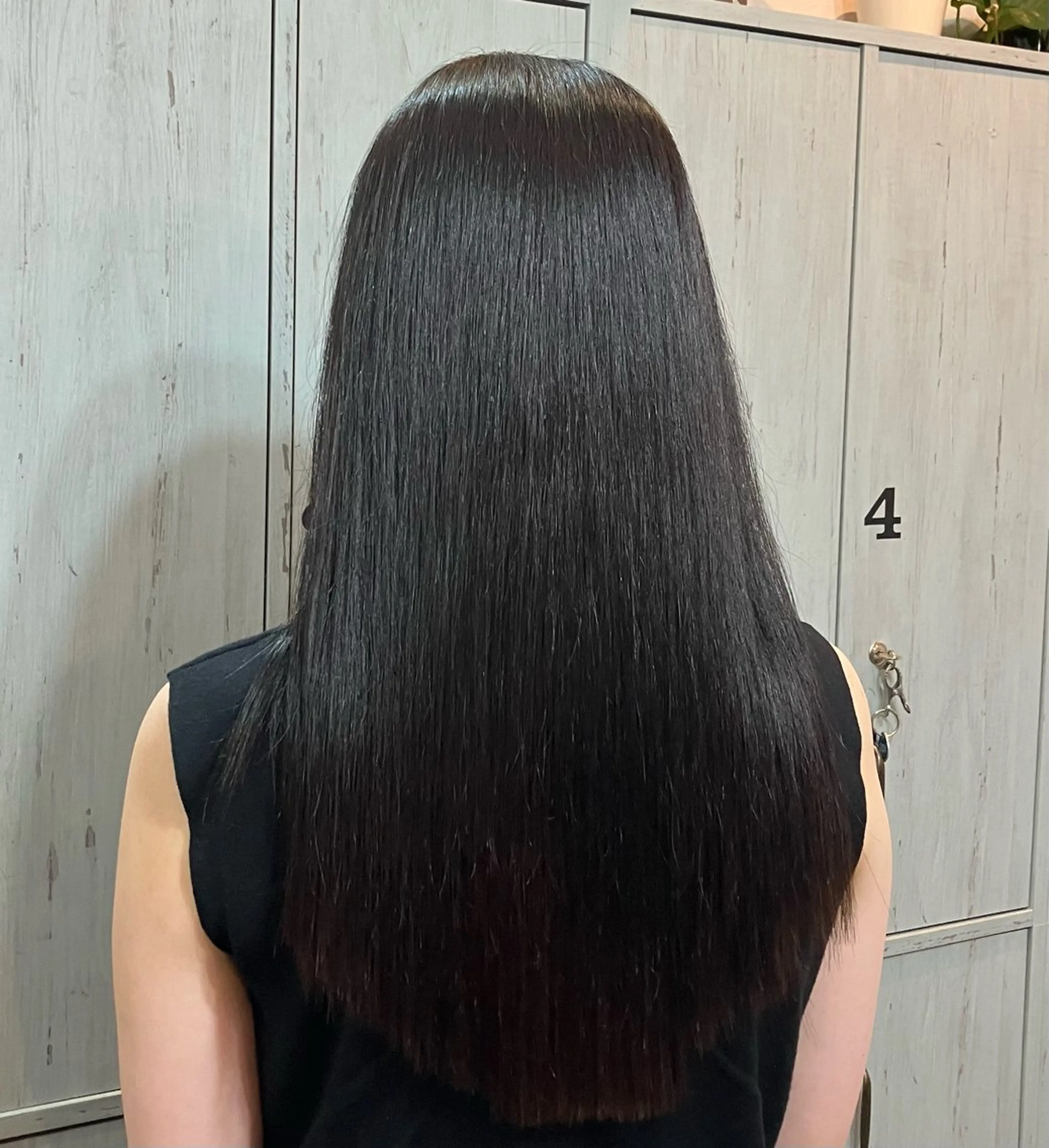 ロング パーマ 縮毛矯正 山田 莉帆のヘアスタイル