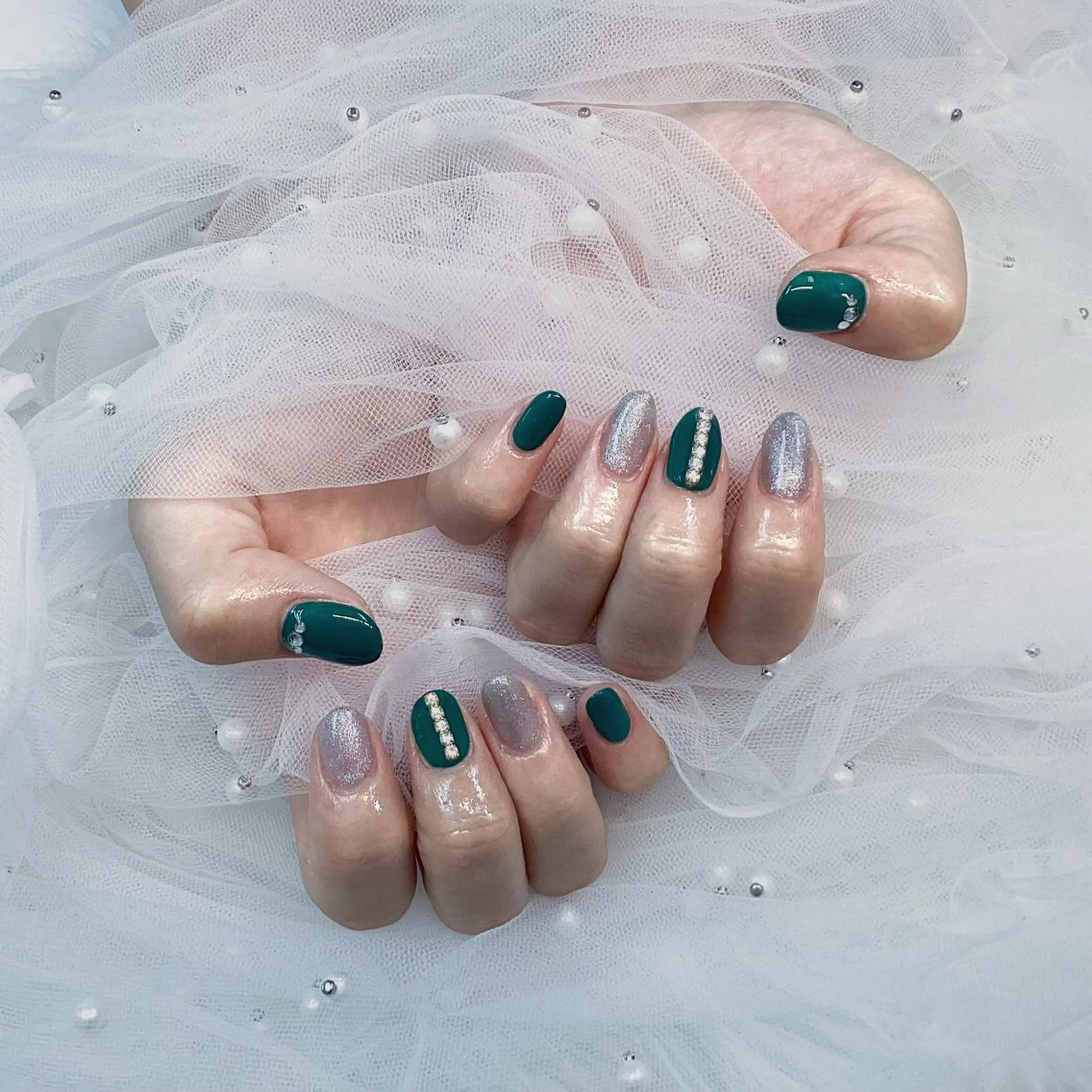 ネイル パーツ全部¥110 サロンミミのネイルデザイン