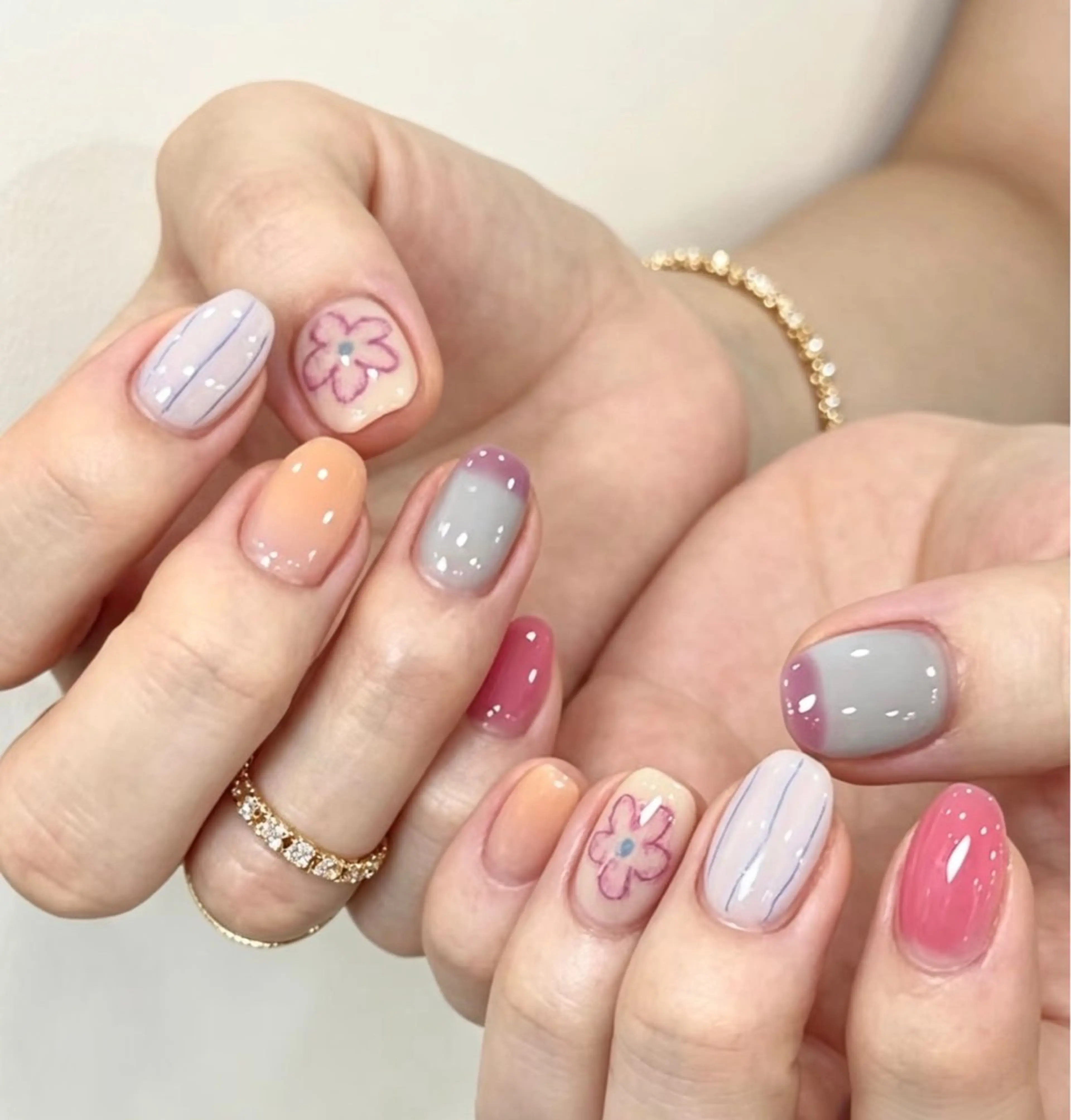 ネイル バ ヤリカクのネイルデザイン