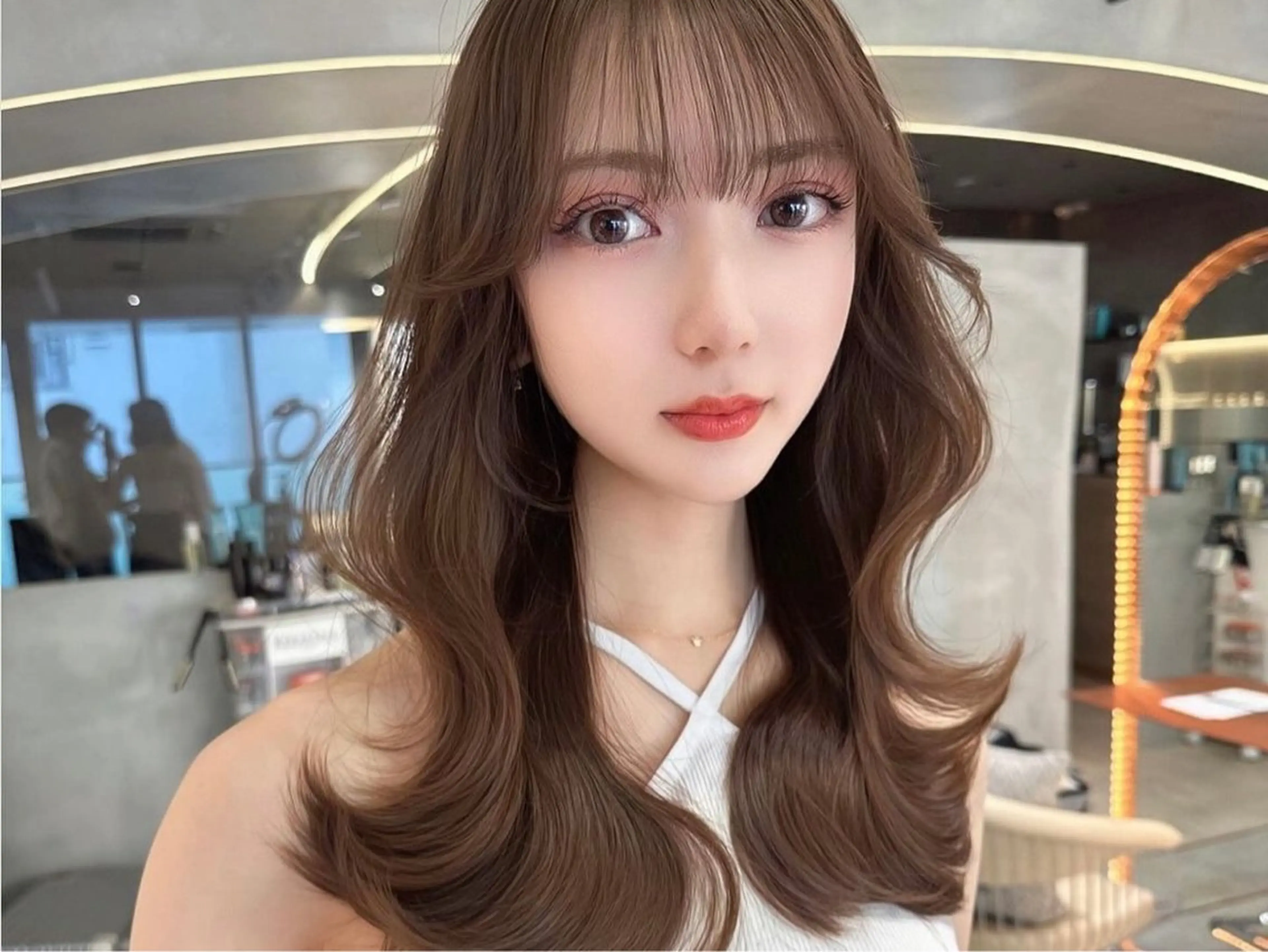 【大人気🌷🦋】ミディアムグラカット🤍＋透明感カラー💖＋ライトトリートメント🌷の写真