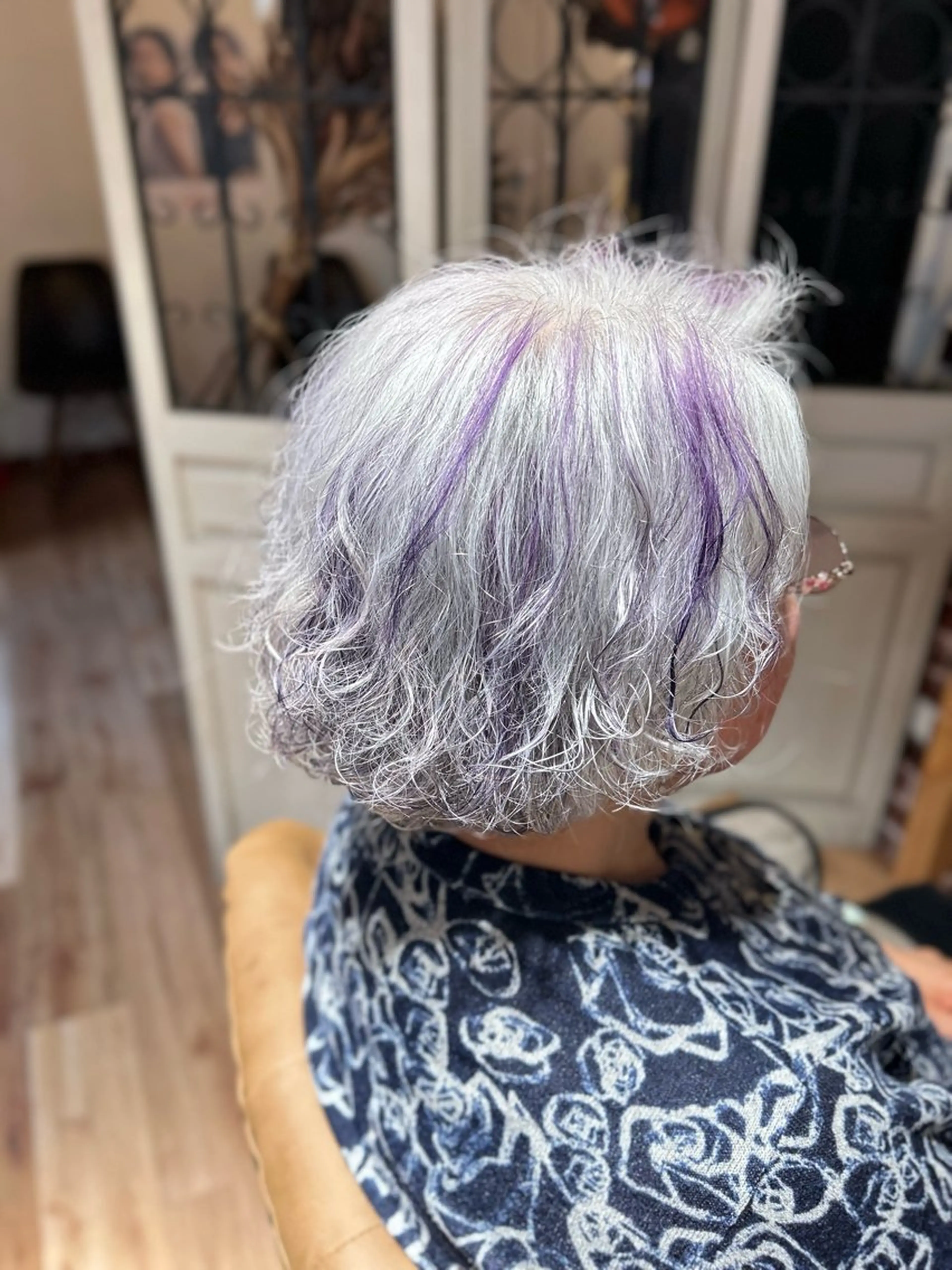 ミディアム 巽 愛夏のヘアスタイル