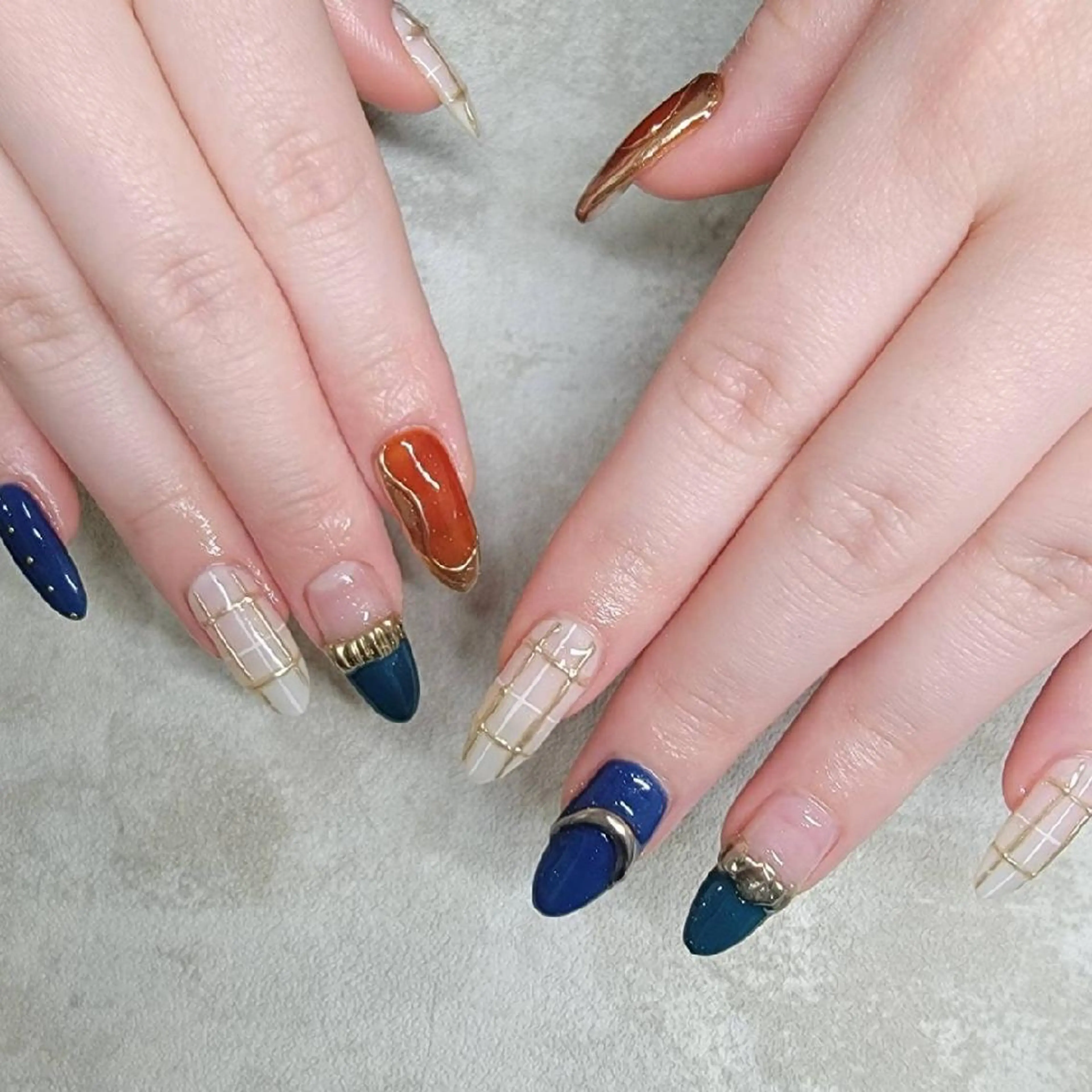 ネイル クレアラルーチェ 袋町のマツエク・マツパデザイン