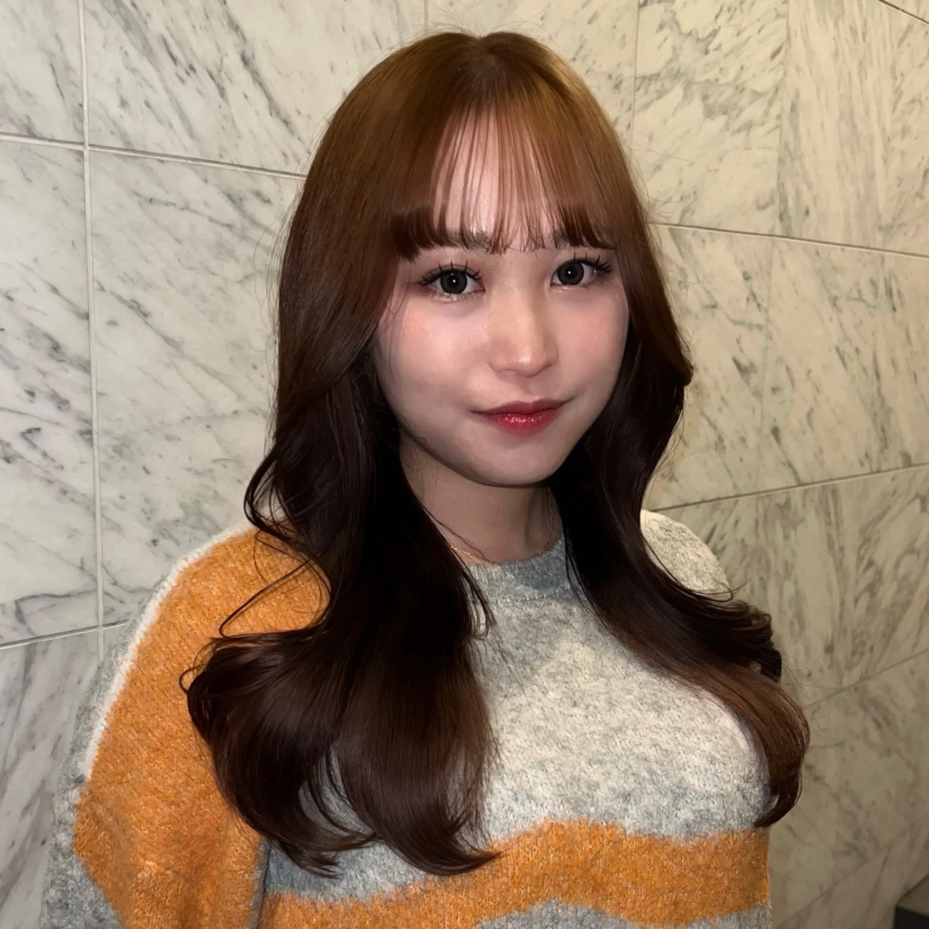 ロング カラー ブリーチ ブラウンカラー ブリーチなしカラー 卒業式のヘアスタイル ヘアカラー 梅田/透明感カラー/ 髪質改善/ジョーのヘアスタイル