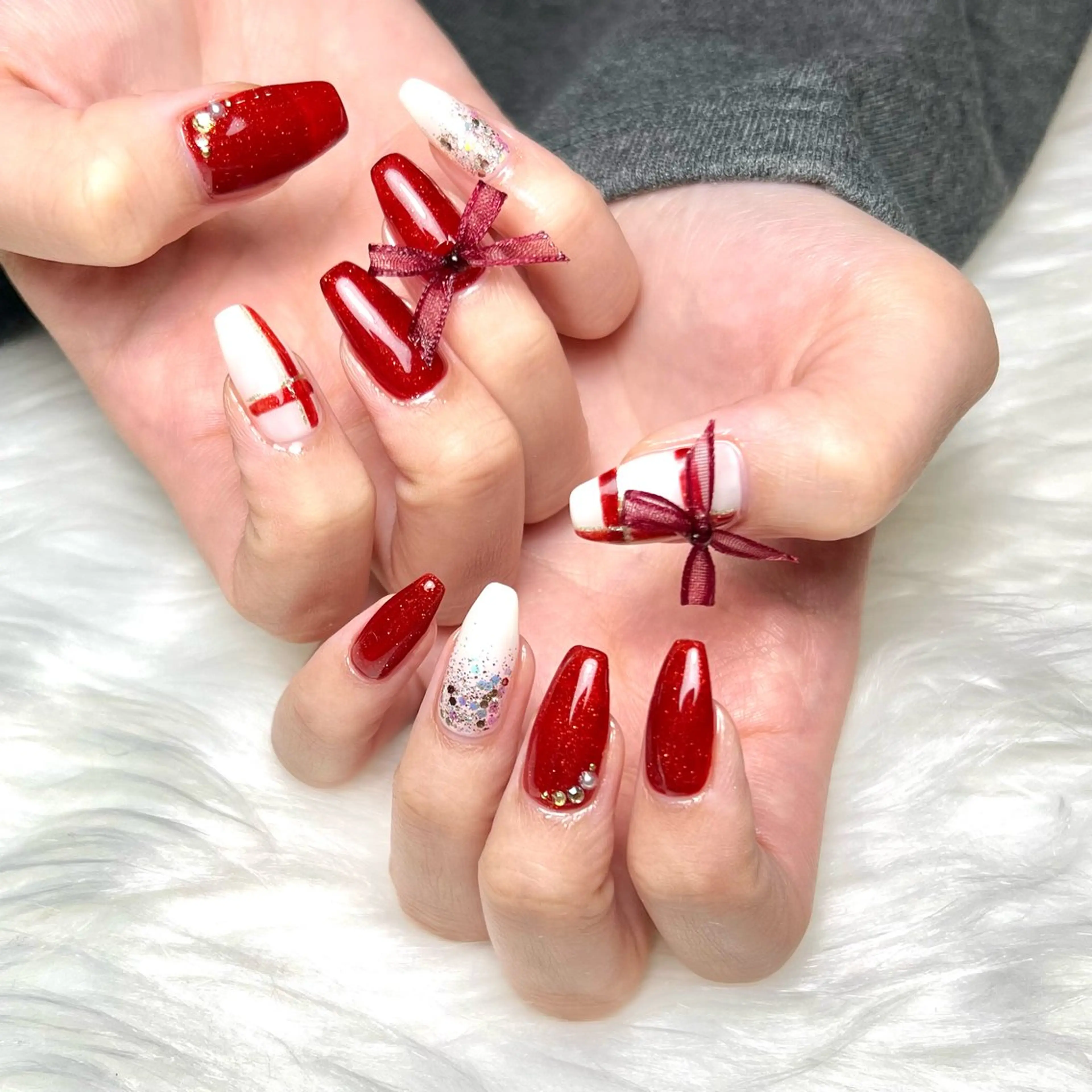 ネイル ハンドネイル vary clue所属・nailist🌻 YUKARIのネイルデザイン