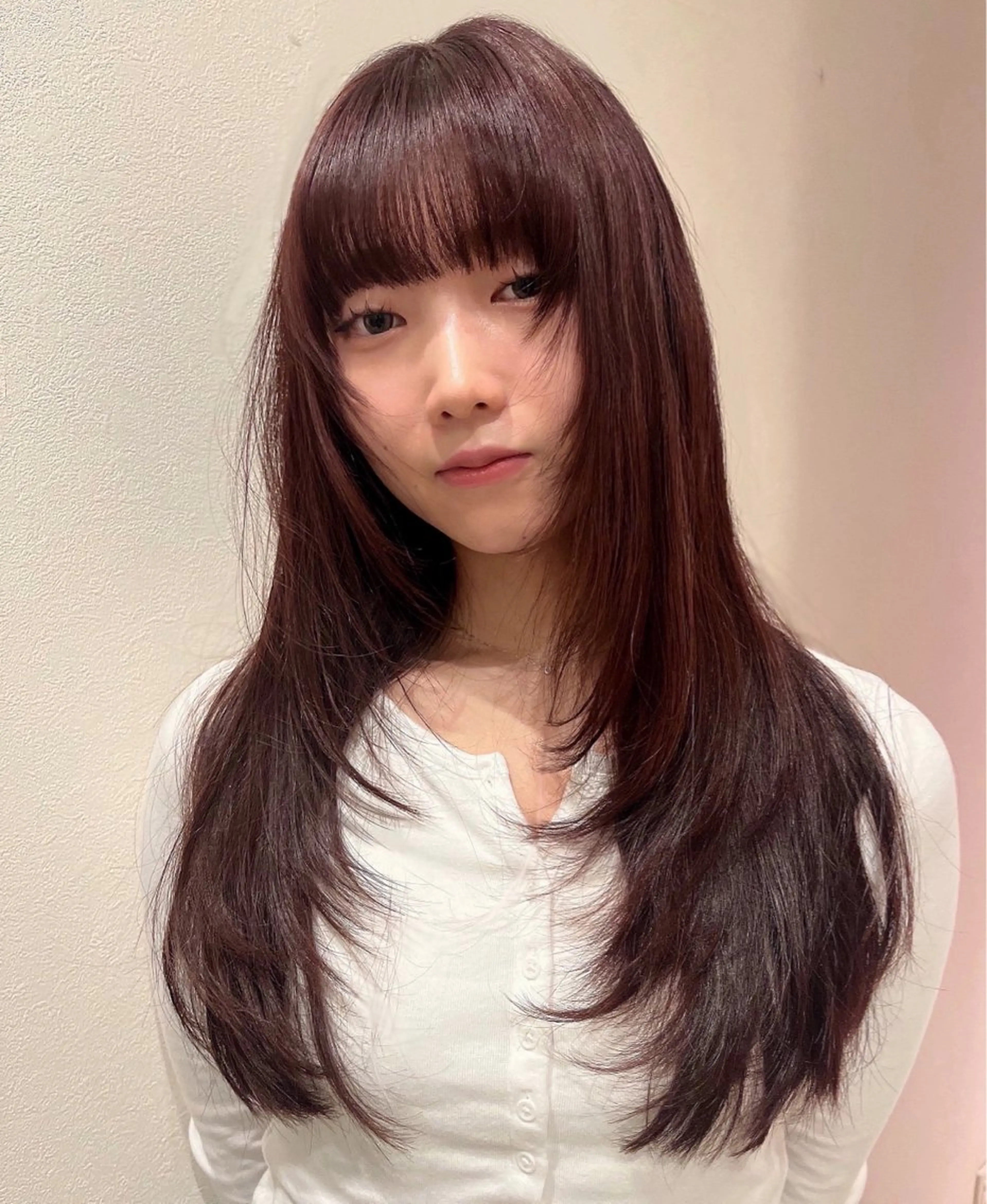 ロング カラー レッドカラー Fleur 西 優希のヘアスタイル