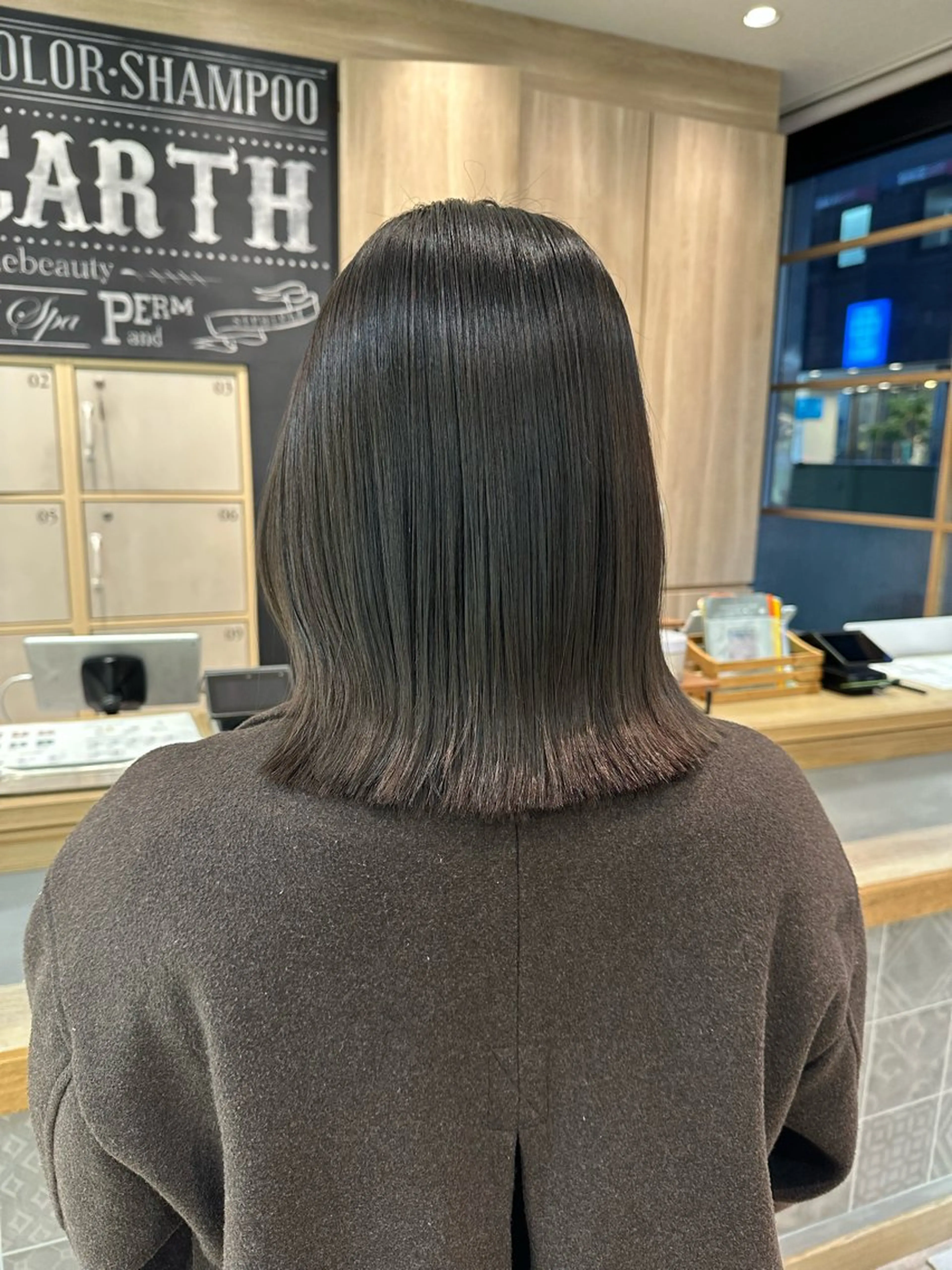 ミディアム カット ヘアカラー トリートメント 🩰 柔らかいカラー tomomi🌛のヘアスタイル