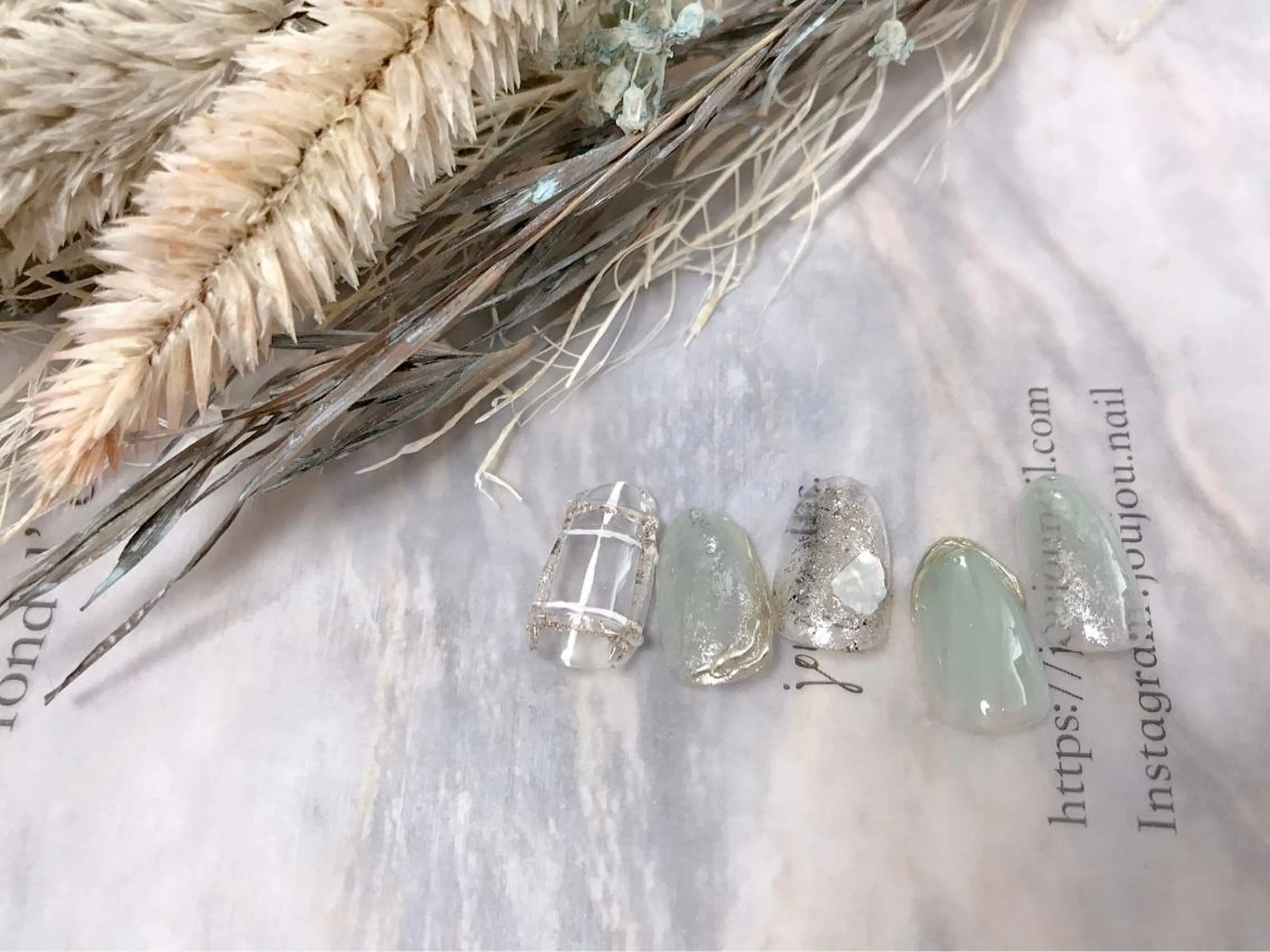 ネイル mogunail &blowのネイルデザイン