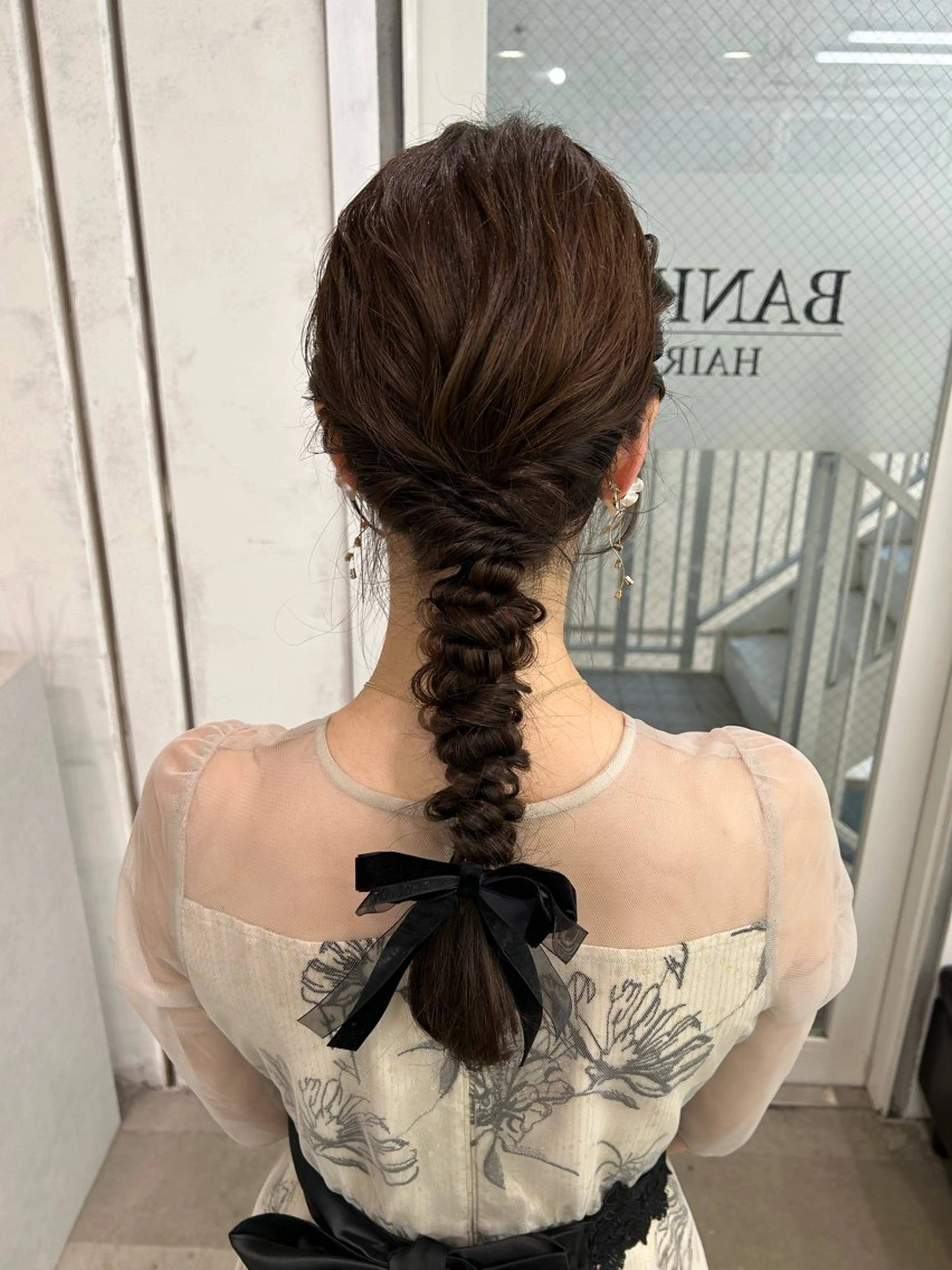 ヘアアレンジ 透明感カラー・ 髪質改善🩵イケダのヘアスタイル