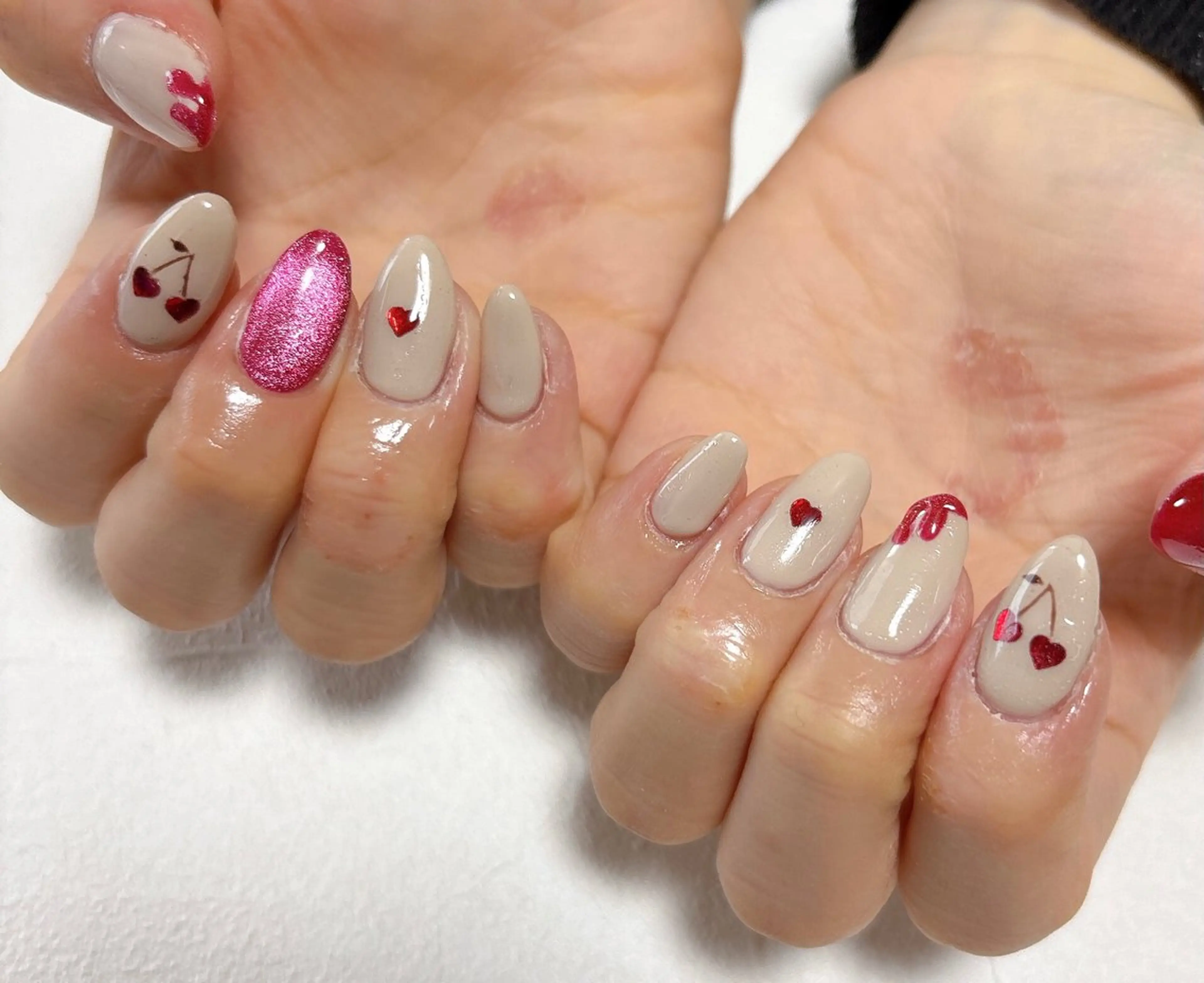 ネイル ジェルネイル メンズネイル パラジェル バレンタイン ワンホンネイル kiki nail &brow二子玉川の眉毛・アイブロウイメージ