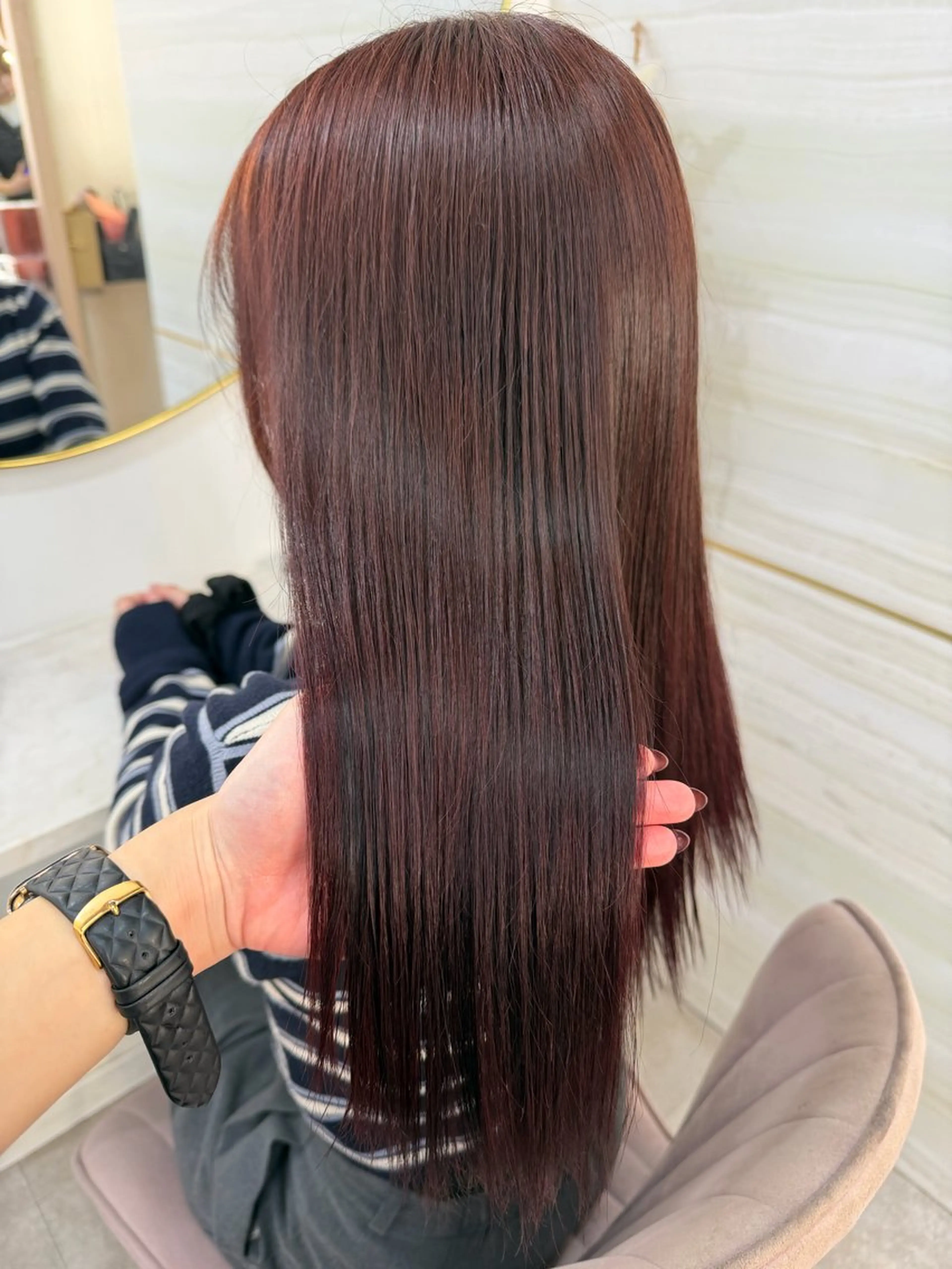 セミロング カラー ボルドーカラー ヘアカラー 🏹あみ🏹暗髪 /オリーブ/髪質改善のヘアスタイル