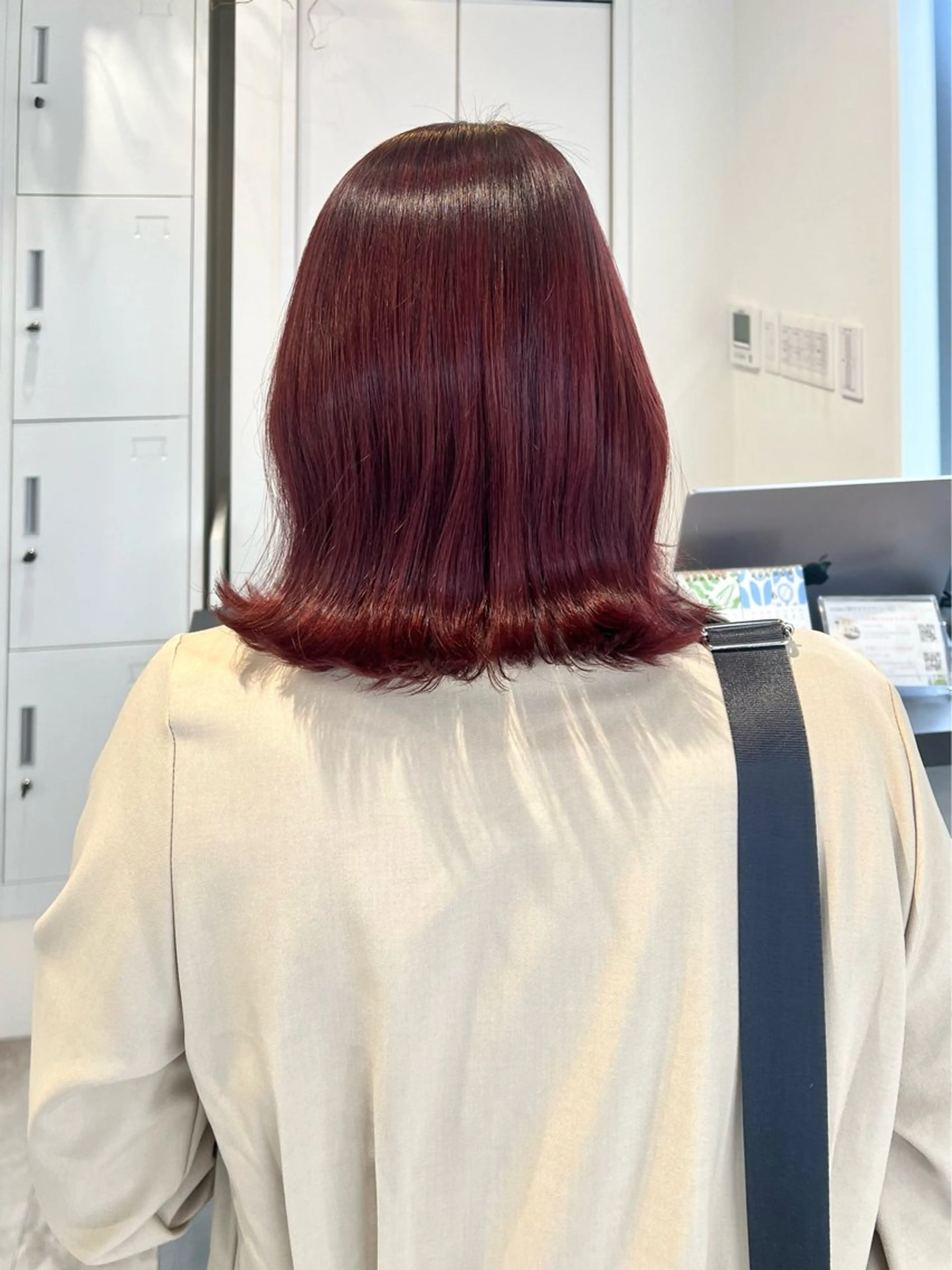 ミディアム カット ヘアカラー トリートメント 黒阪 なみのヘアスタイル