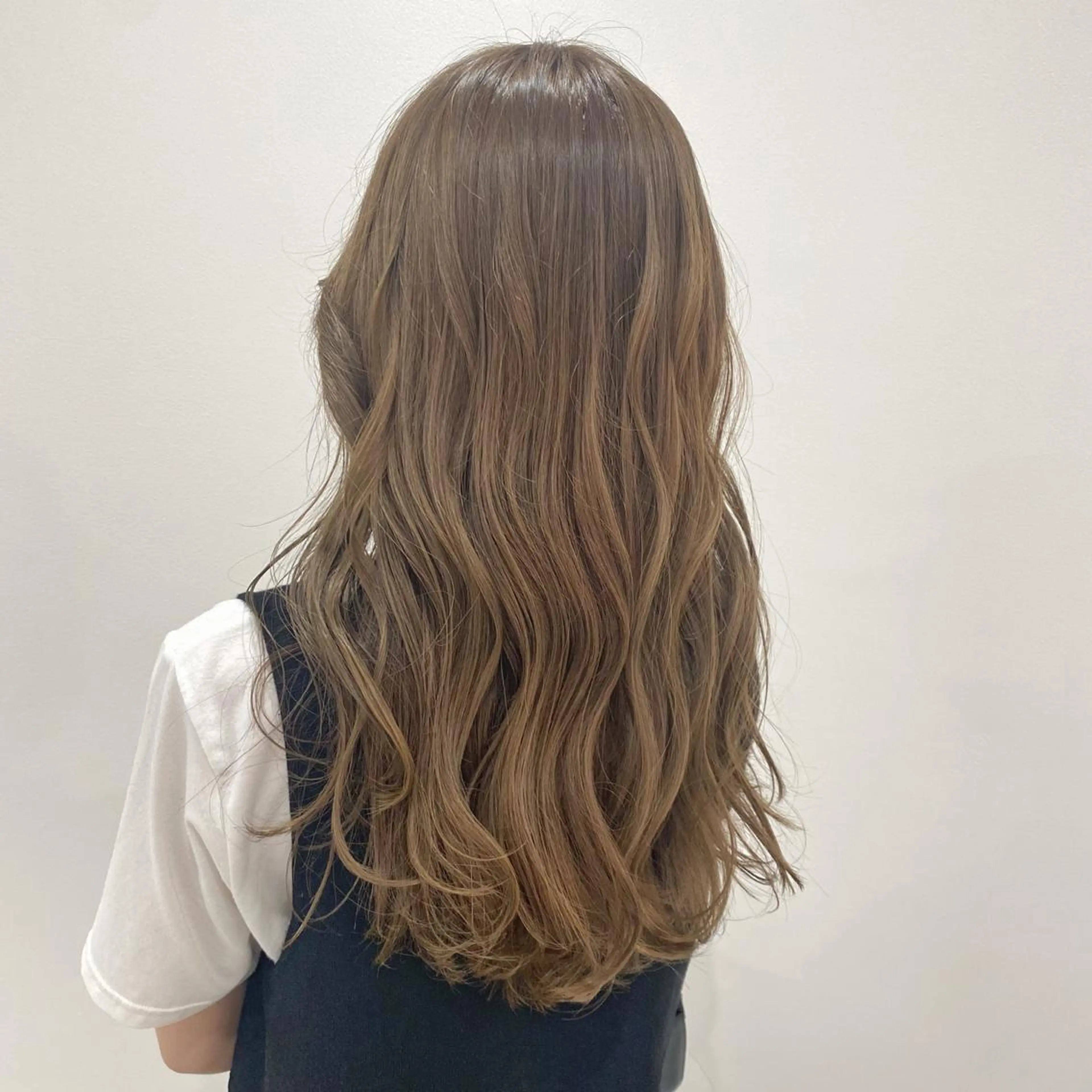 ロング カラー 透明感カラー/京橋/ reikoのヘアスタイル