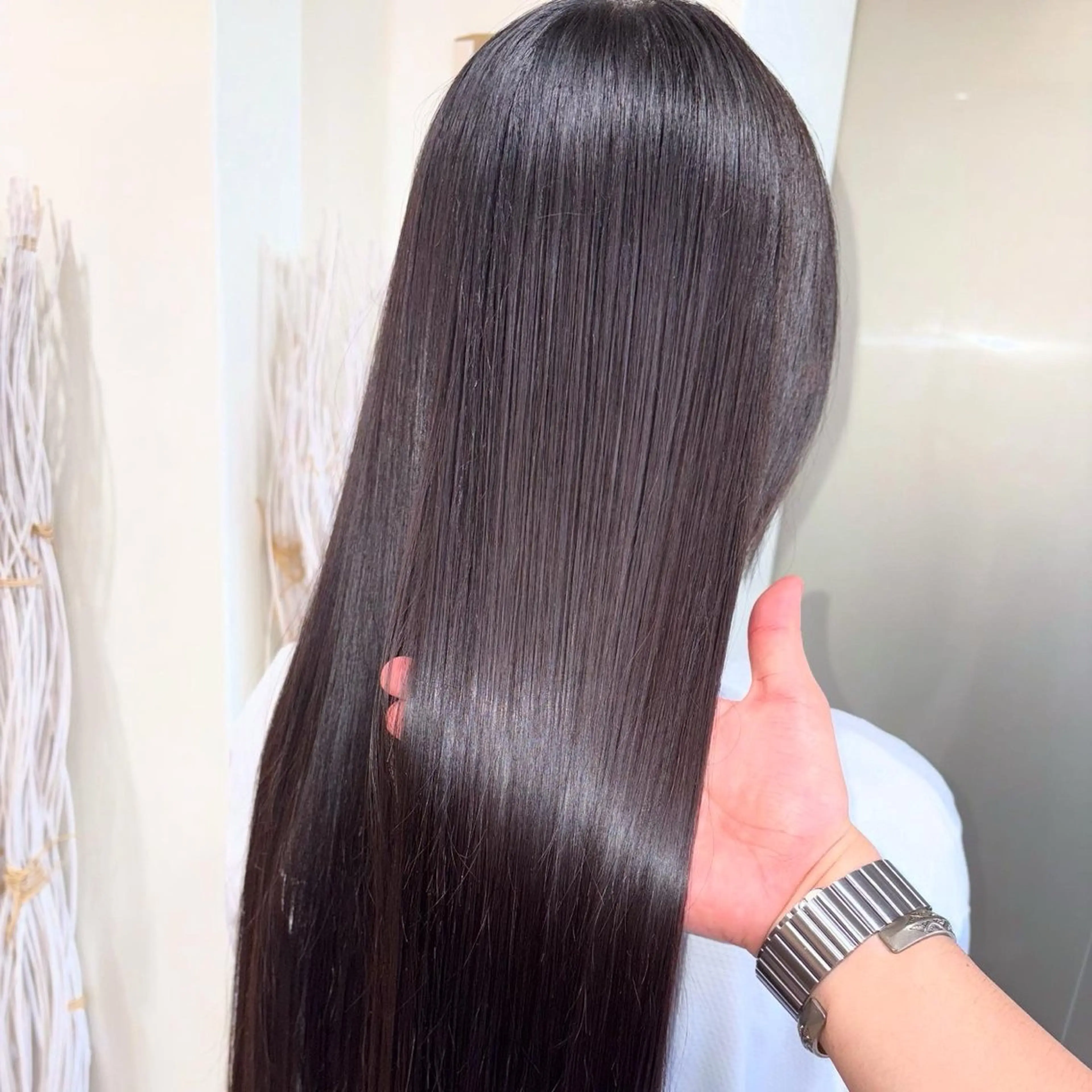 ロング 髪質改善 トリートメント トリートメント 学生指名率No.1 YUTOのヘアスタイル