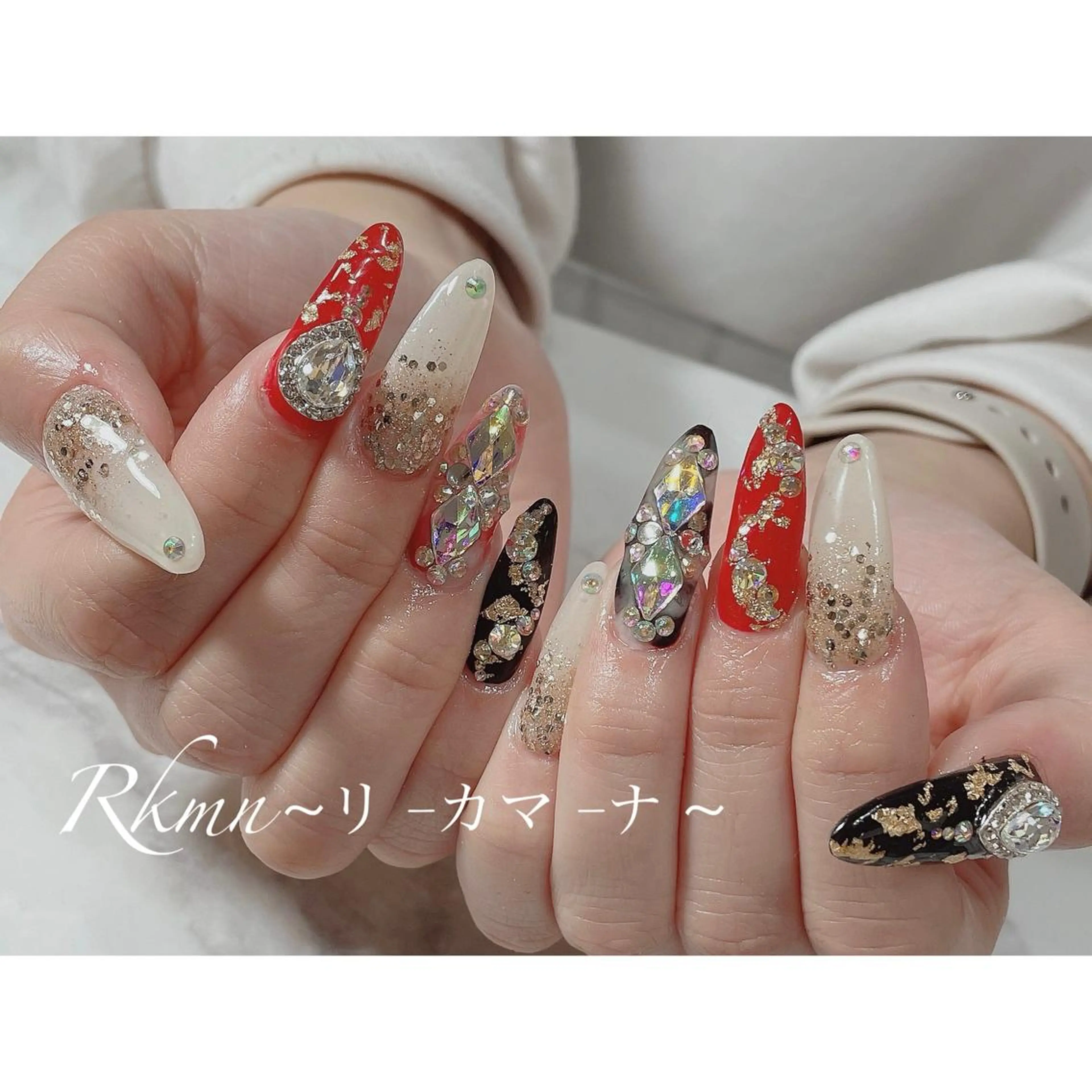 ネイル アートネイル 成人式 キラキラネイル ロングネイル 春ネイル ハンドネイル フットネイル ハンドケア Rkmn ~リ-カマ-ナ~のネイルデザイン