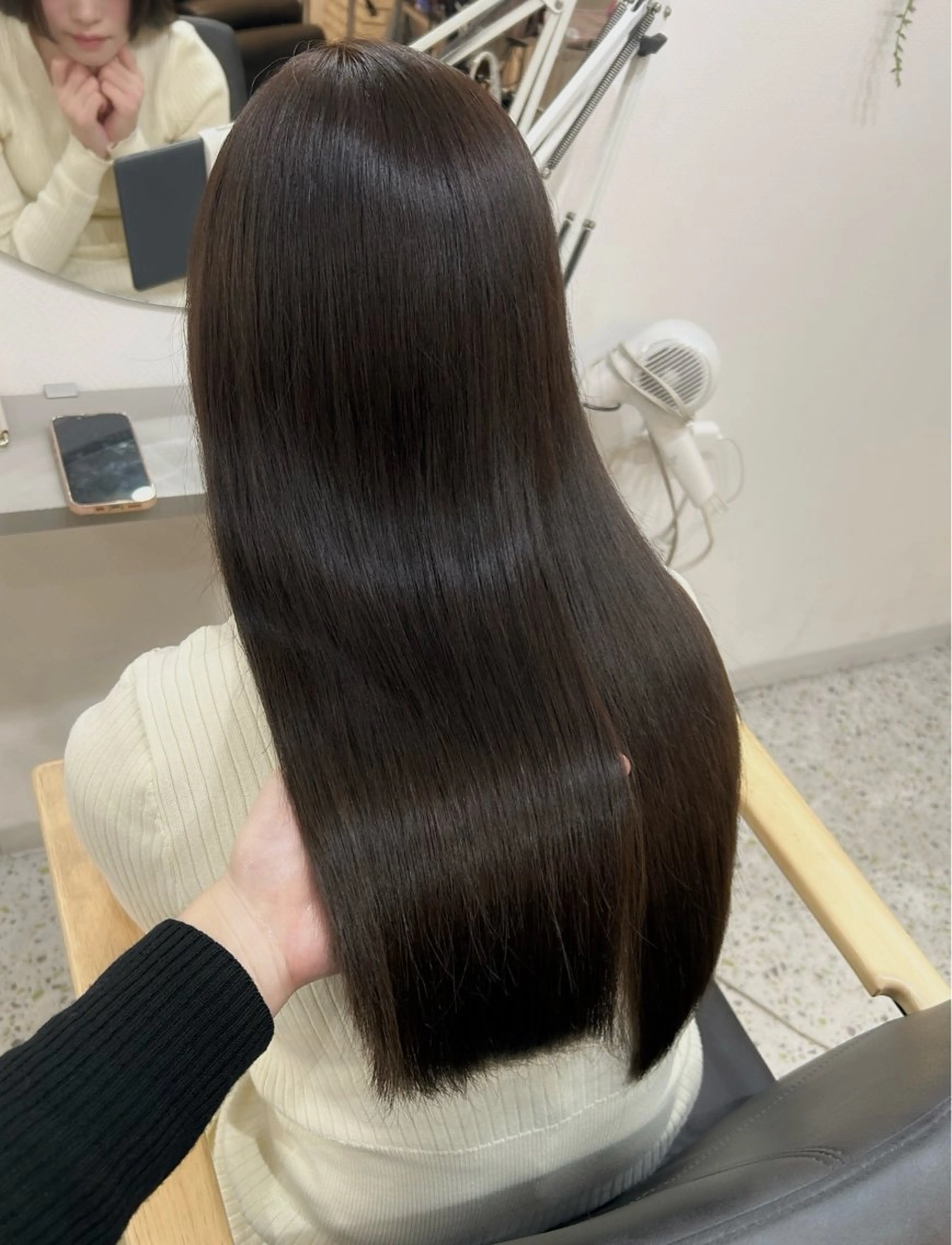 ロング カラー アッシュ アッシュブラウン ベージュカラー ブラウンカラー 透明感カラー 🧣艶カラー・ヘア セット Chie🧸のヘアスタイル