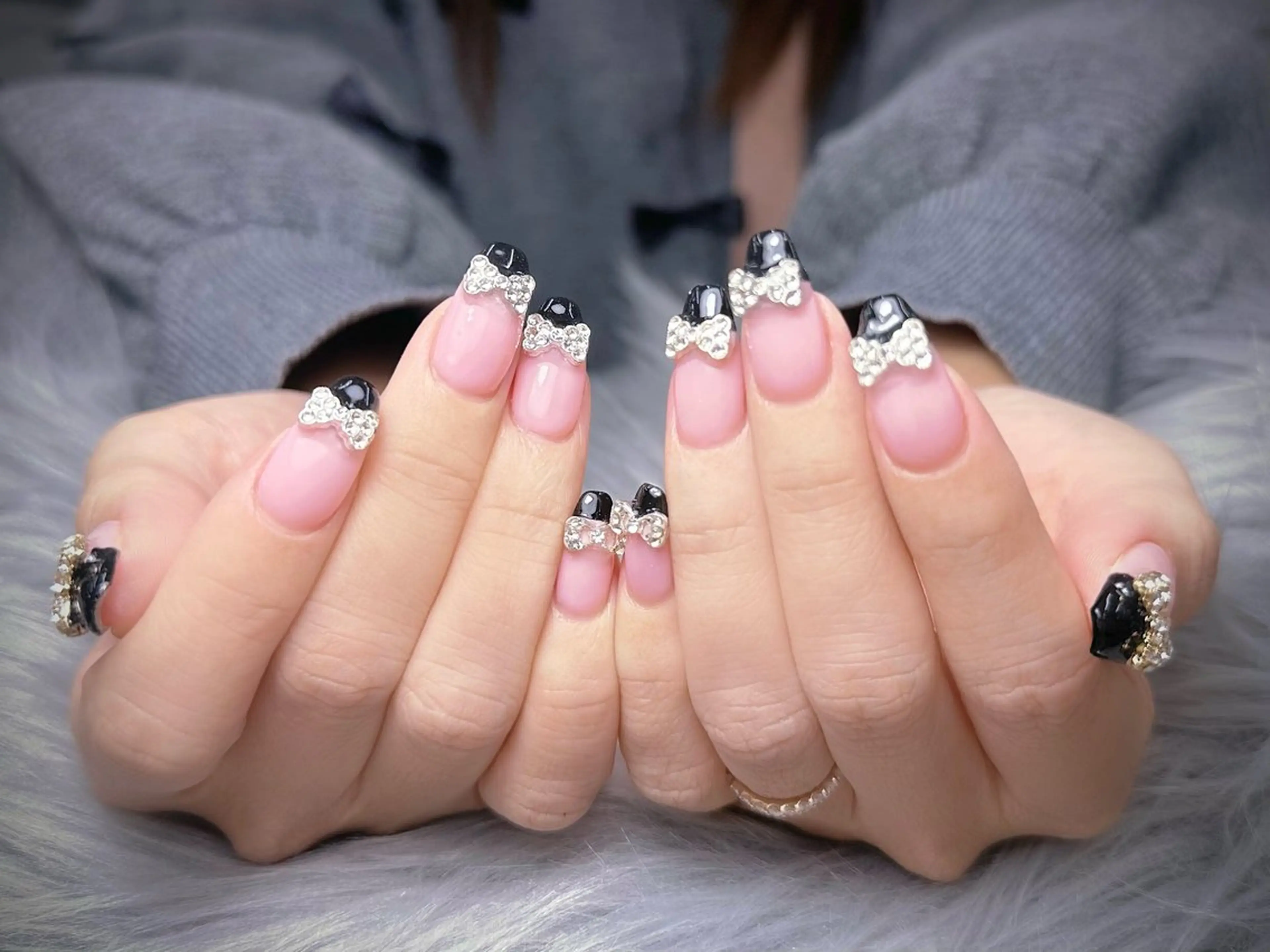 ネイル 新宿AOI フォルム重視のネイルデザイン