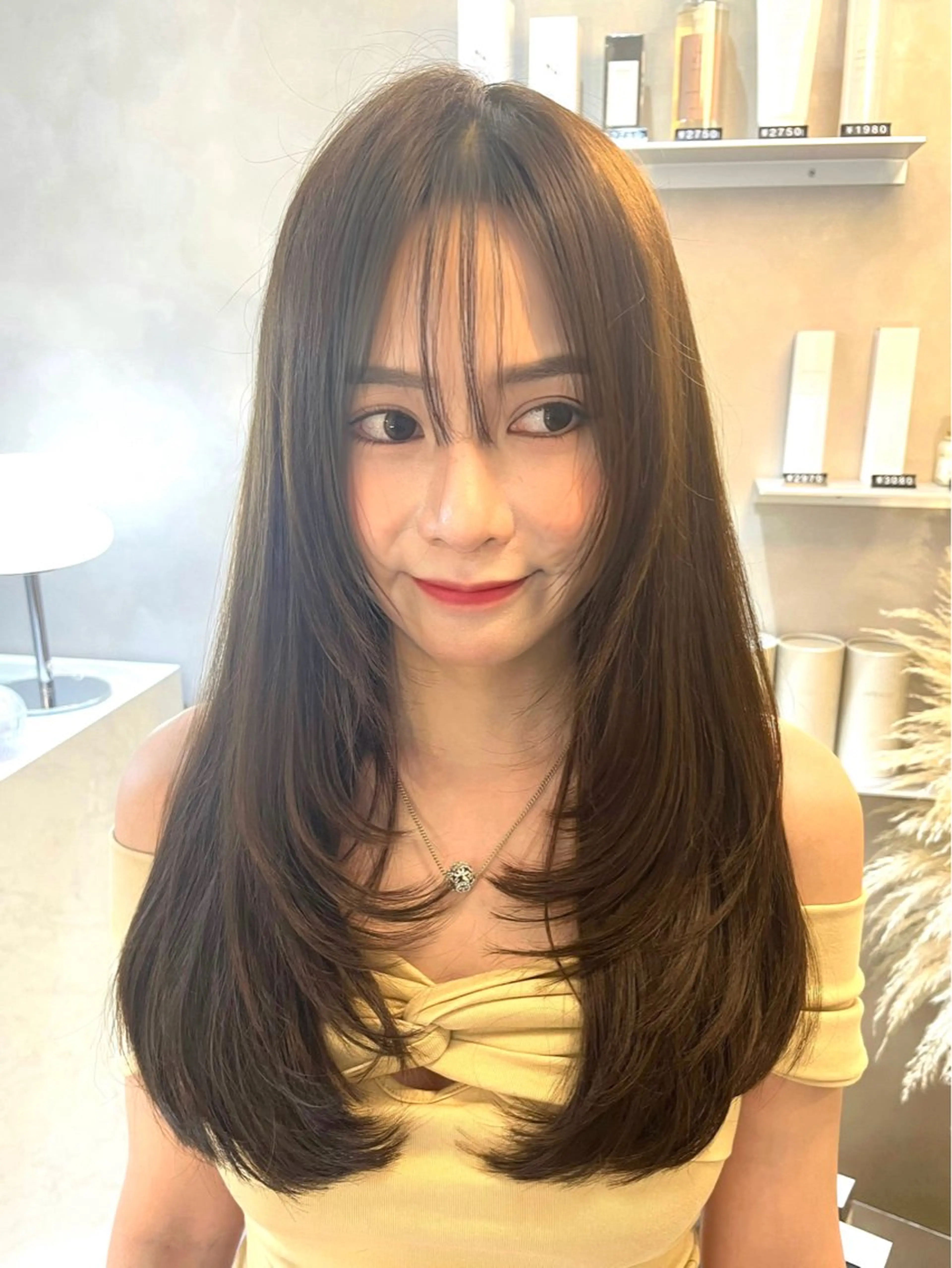 ロング 韓国レイヤー／顔周り ／ブリーチことこのヘアスタイル