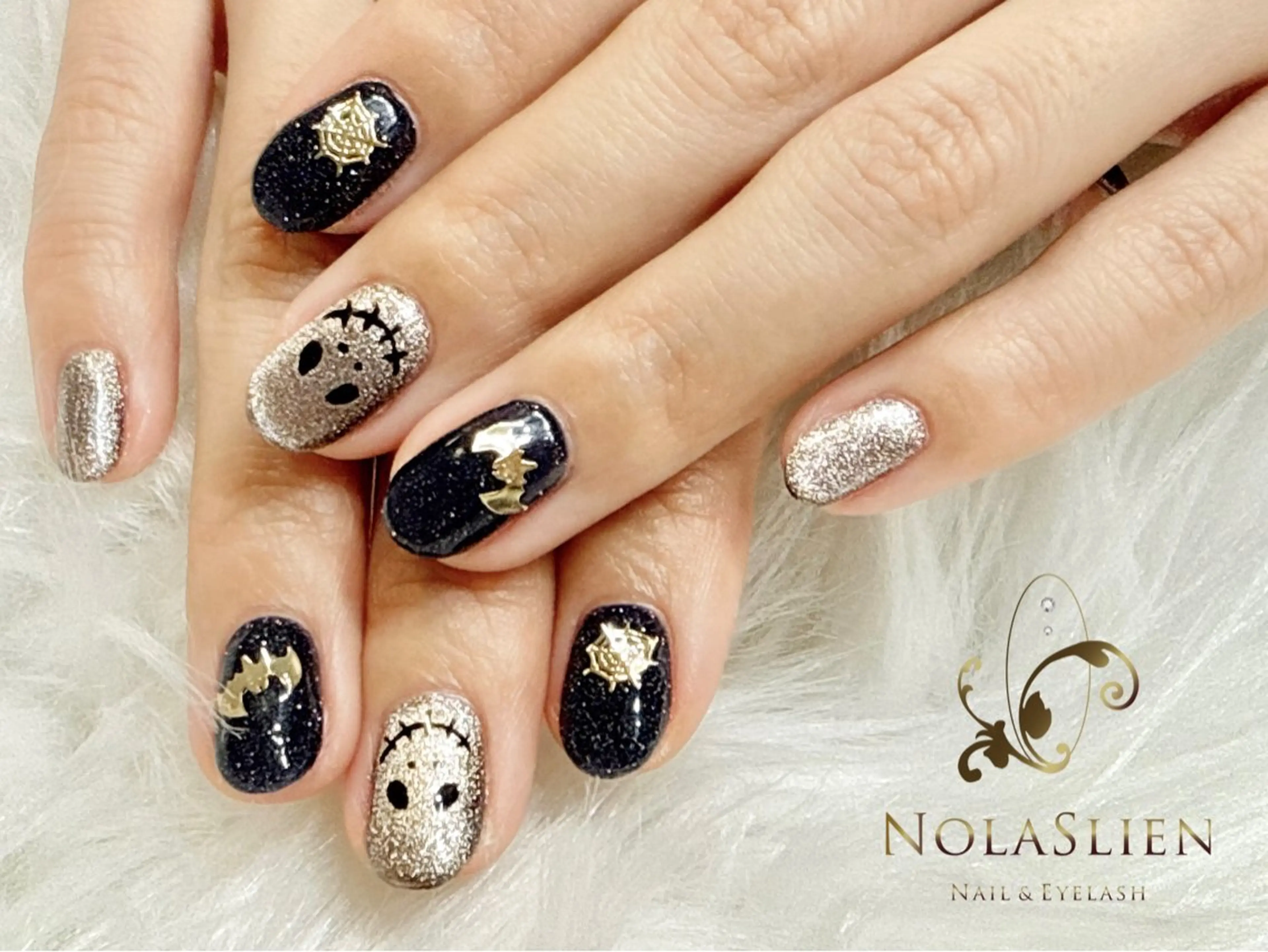 ネイル ジェルネイル ハロウィン マグネットネイル パラジェル Nolaslien Mayra 銀座店のネイルデザイン