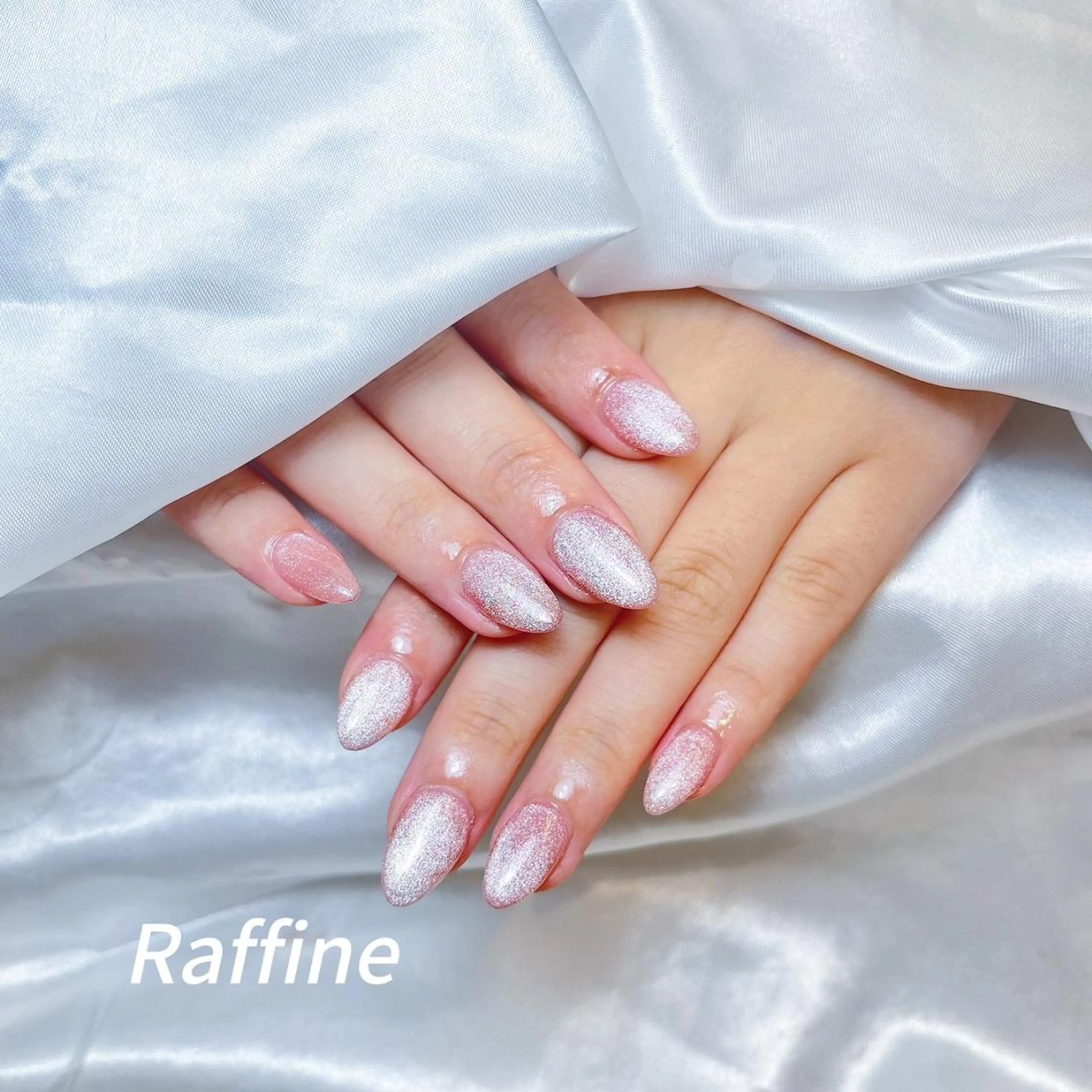 ネイル ハンドネイル RAFFINE haru🦋🩵のネイルデザイン