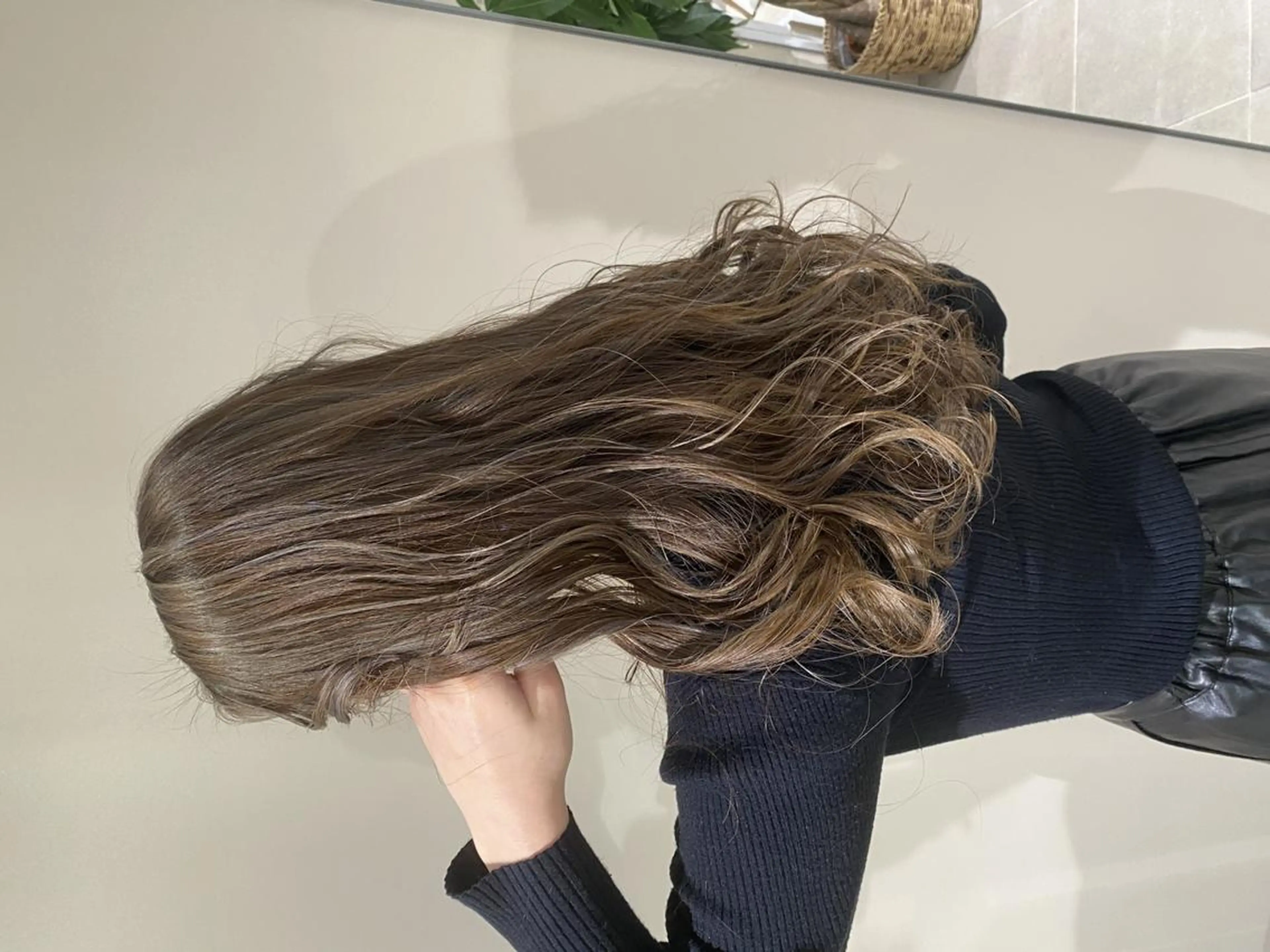 カラー ロング 透明感カラー カット ヘアカラー トリートメント カラー🩵エクステ 人気No1💓ばんりのヘアスタイル