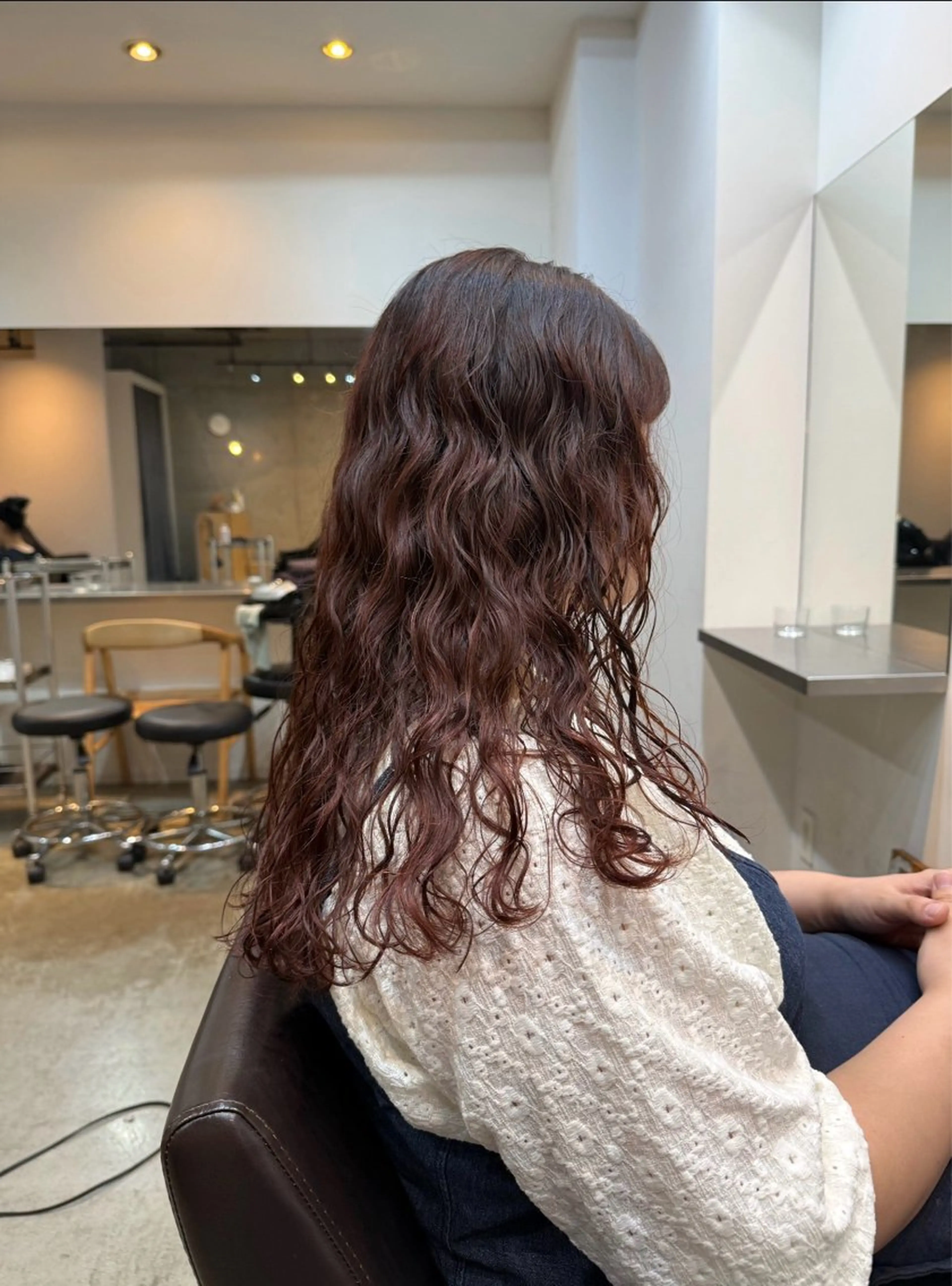 ❣️平日限定❣️似合わせカット➕低温デジタルパーマ➕ケアトリートメント🫶🏽🇺🇸👠の写真