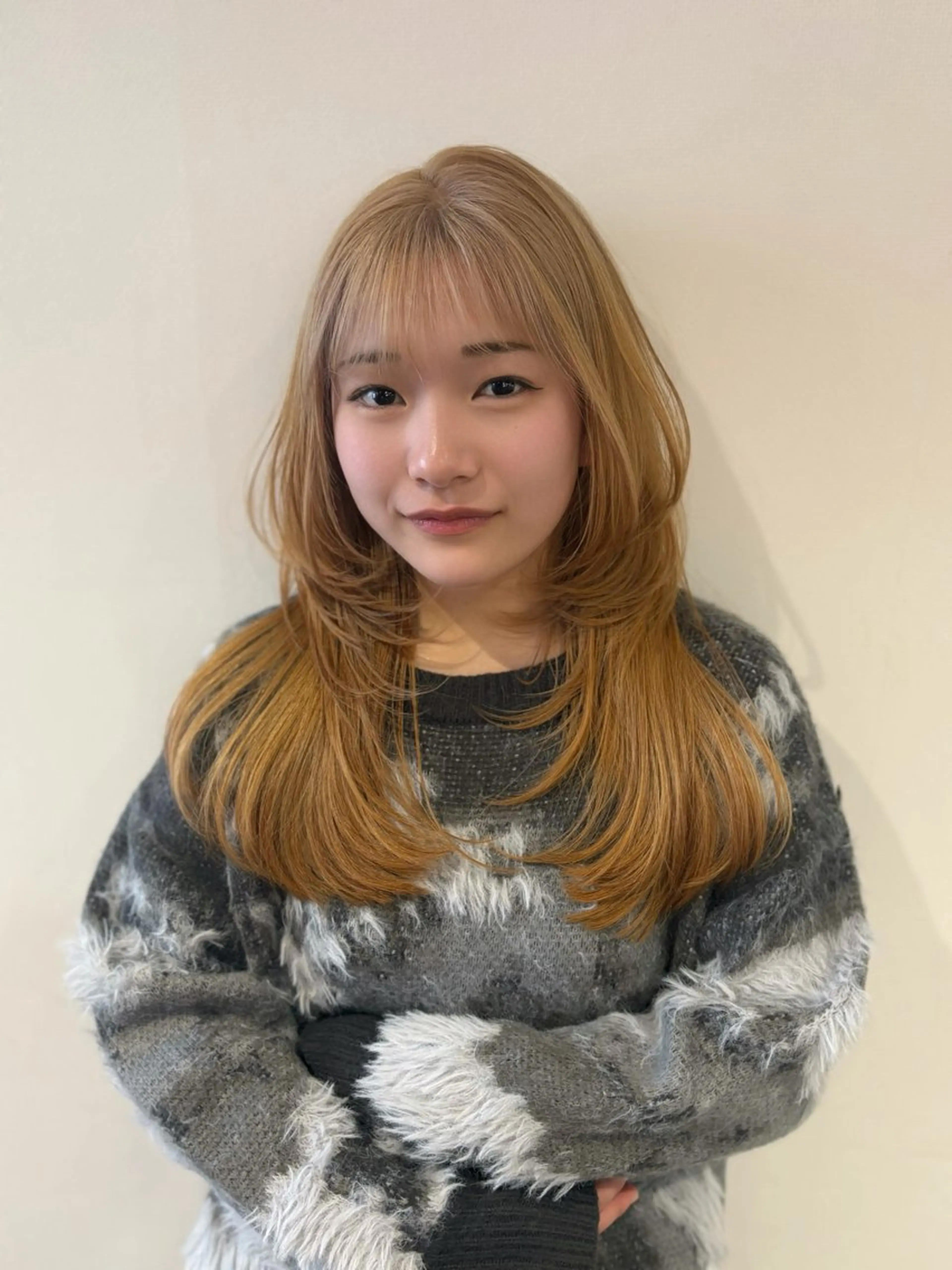 顔出しできる方大募集✉️レイヤーカットのお写真撮らせてください📸の写真