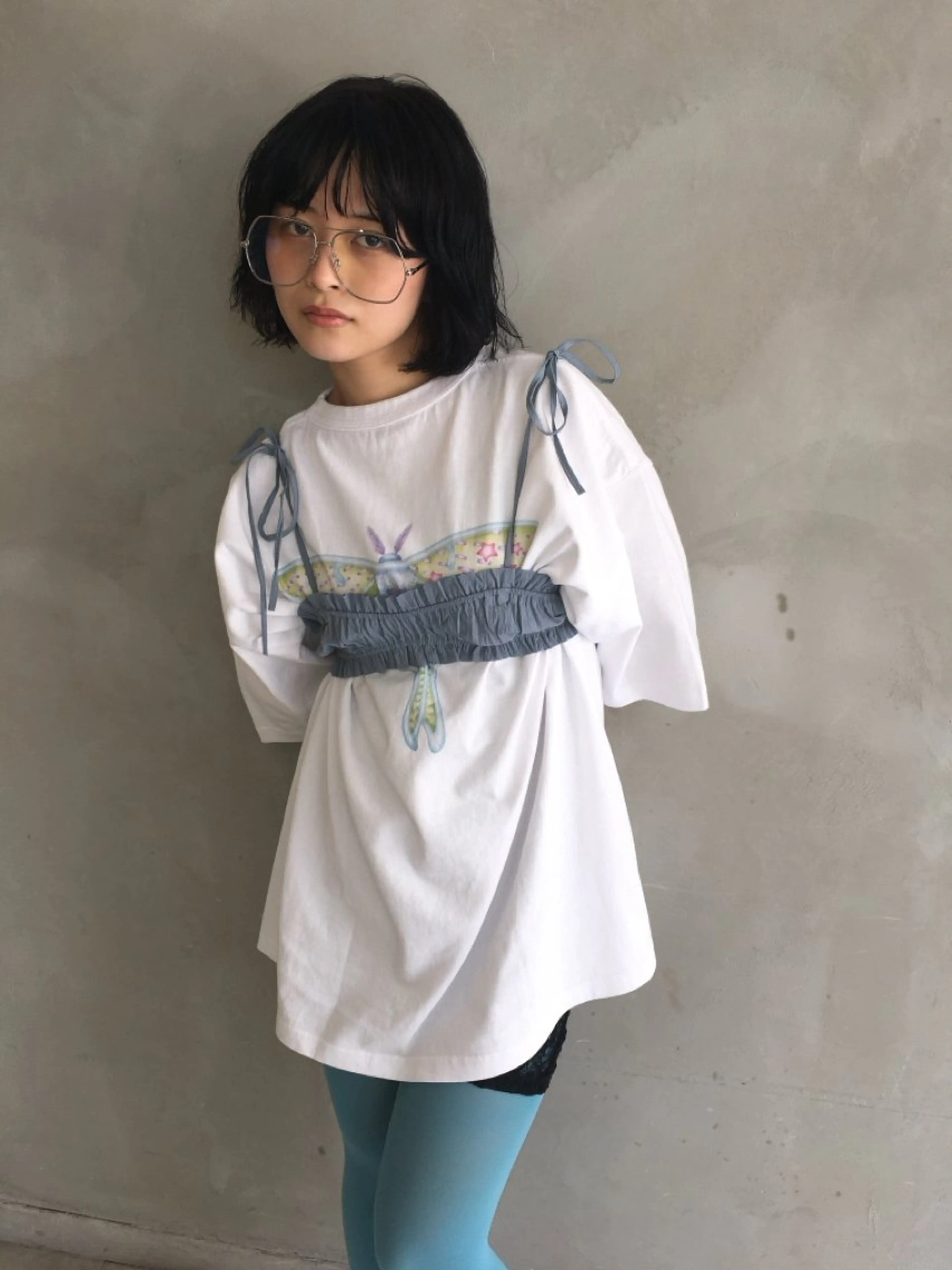 ショート カラー パーマ ヘアカラー ツユザキ ハナカのヘアスタイル