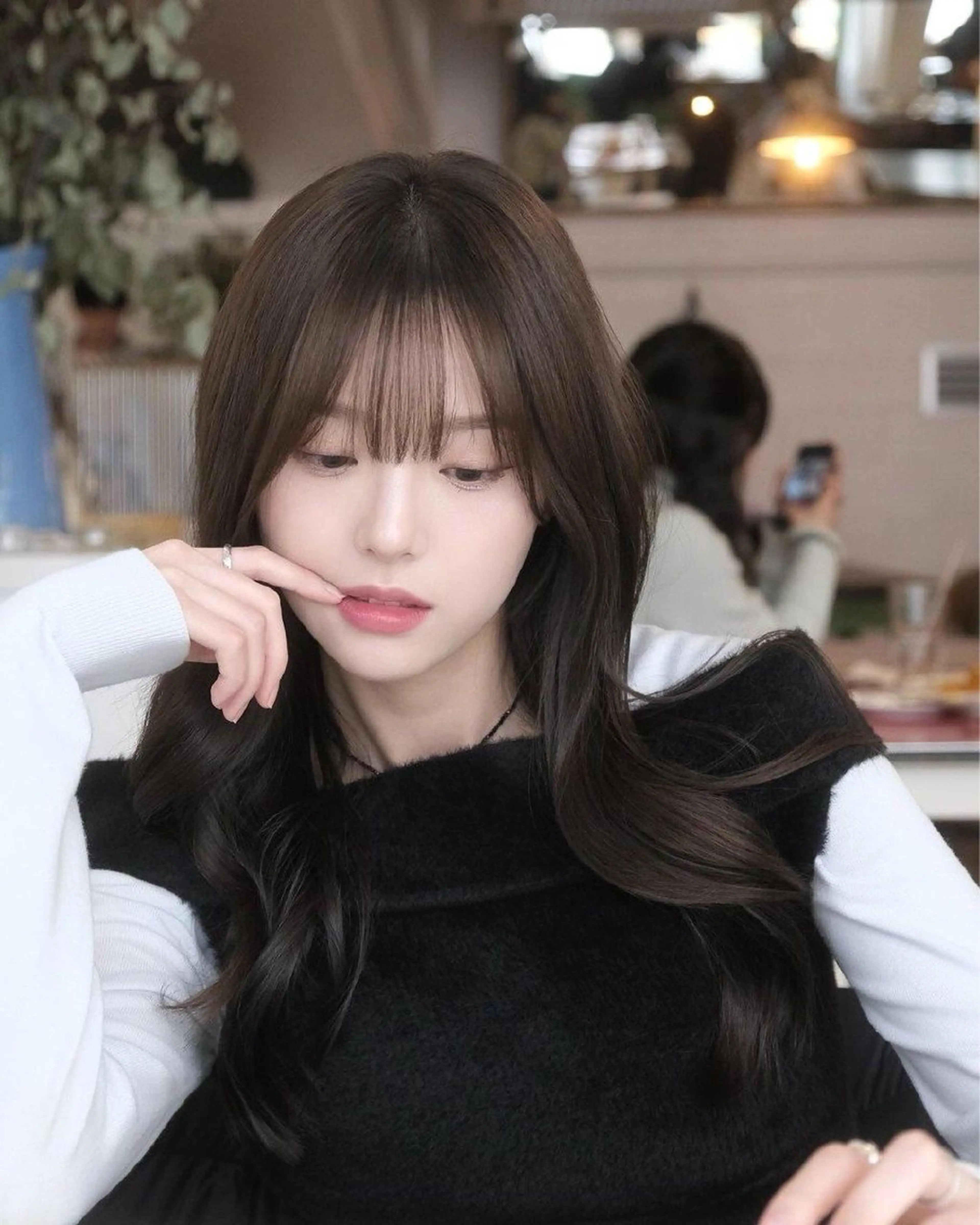 セミロング カラー カット ヘアカラー トリートメント 莉乃/縮毛矯正/髪質 改善/艶カラーのヘアスタイル