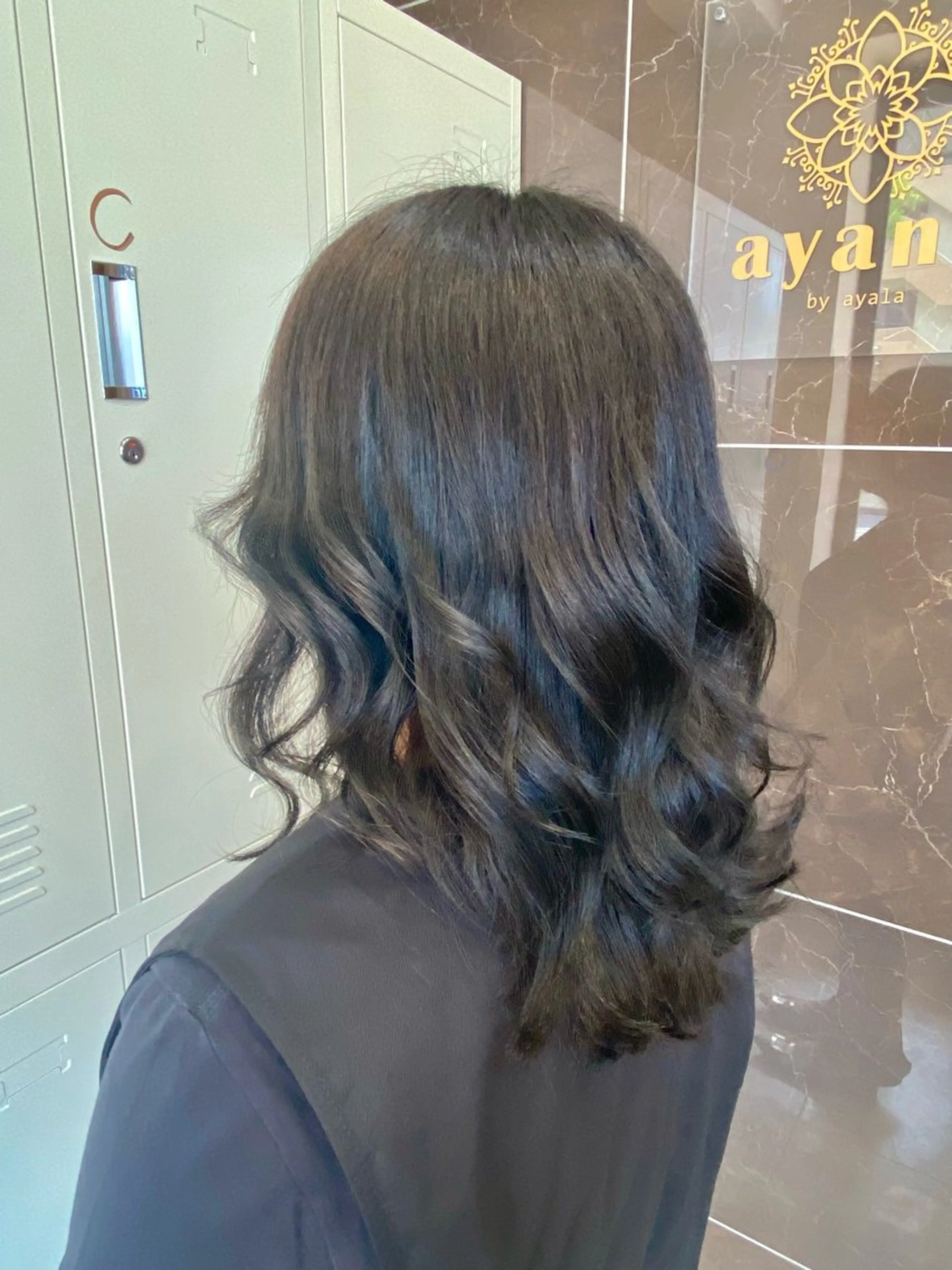 ミディアム アッシュ アッシュブラウン ☺︎ Misaki☺︎のヘアスタイル