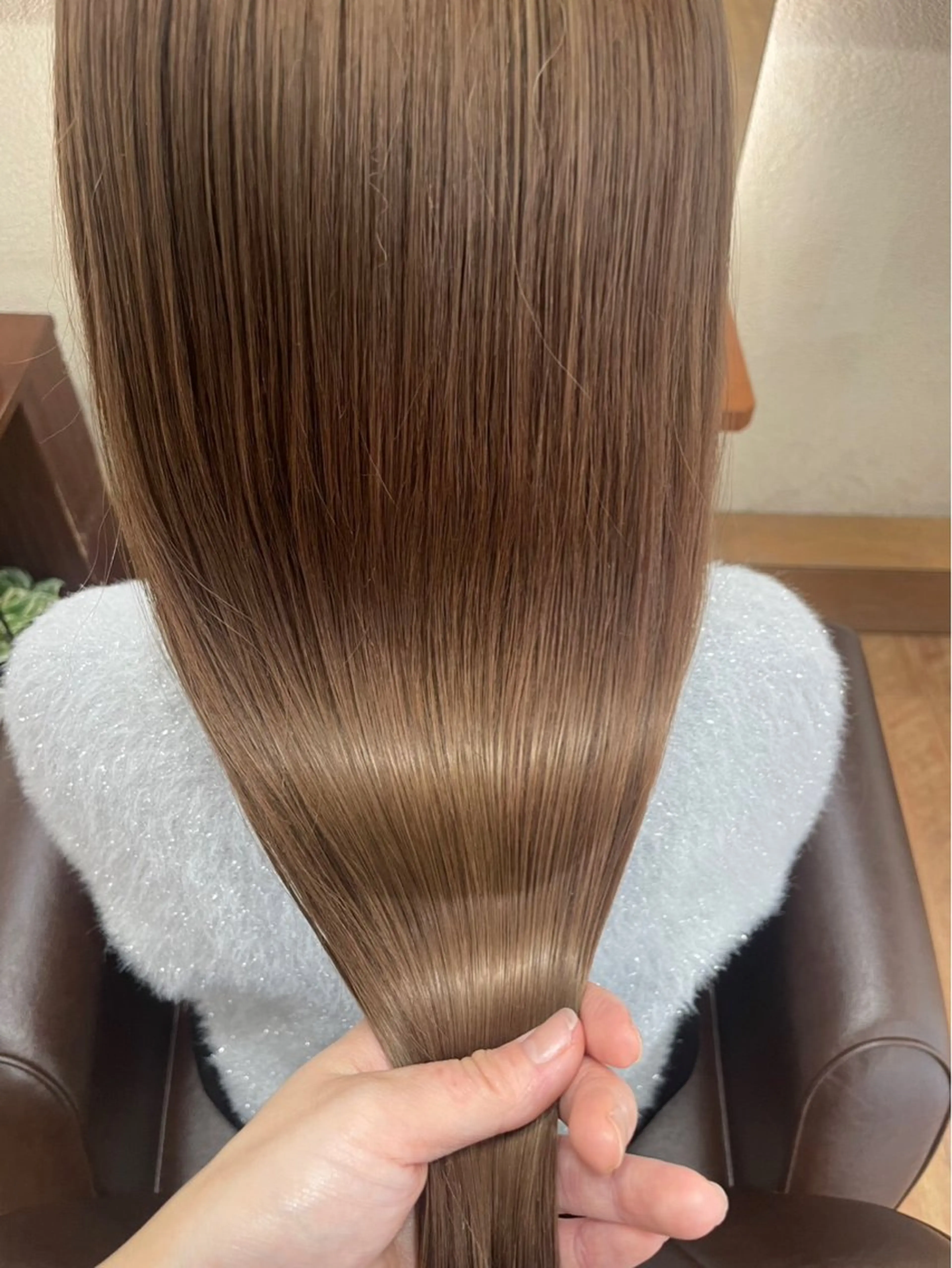 ロング カラー 髪質改善 マール公式 ジュニアスタイリストのヘアスタイル