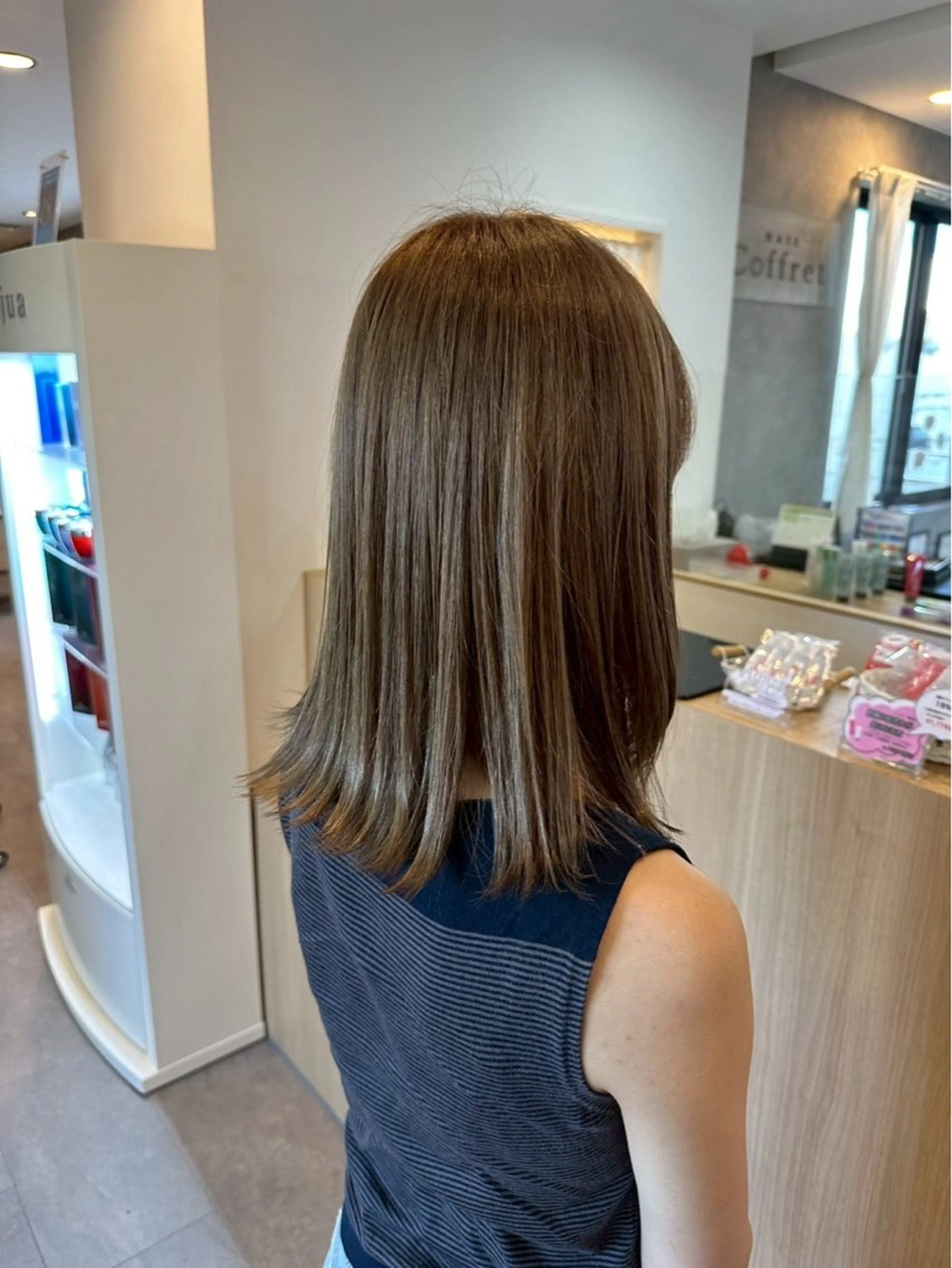 ミディアム 秋山 空澄のヘアスタイル