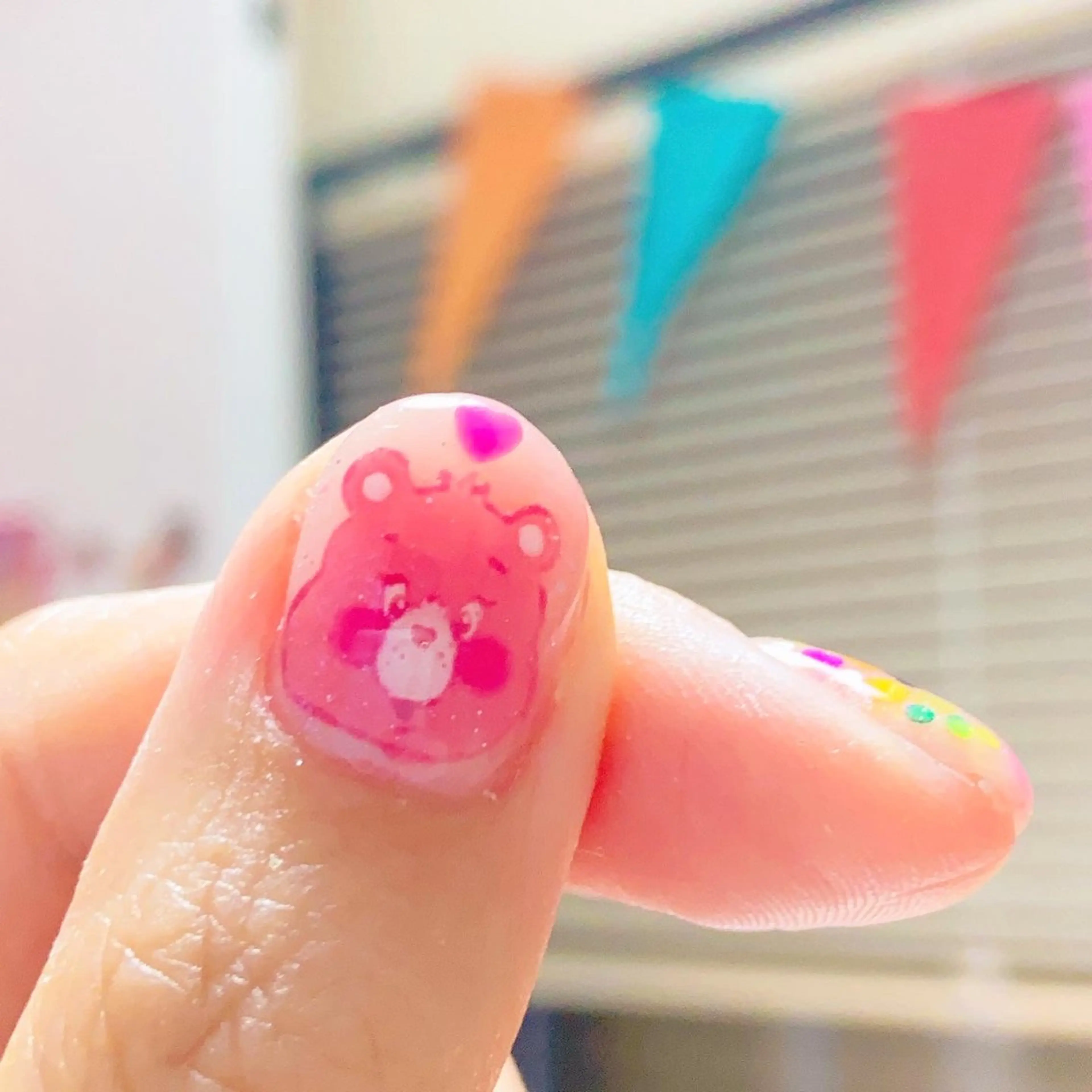 ネイル POPPY nail Yumiのネイルデザイン