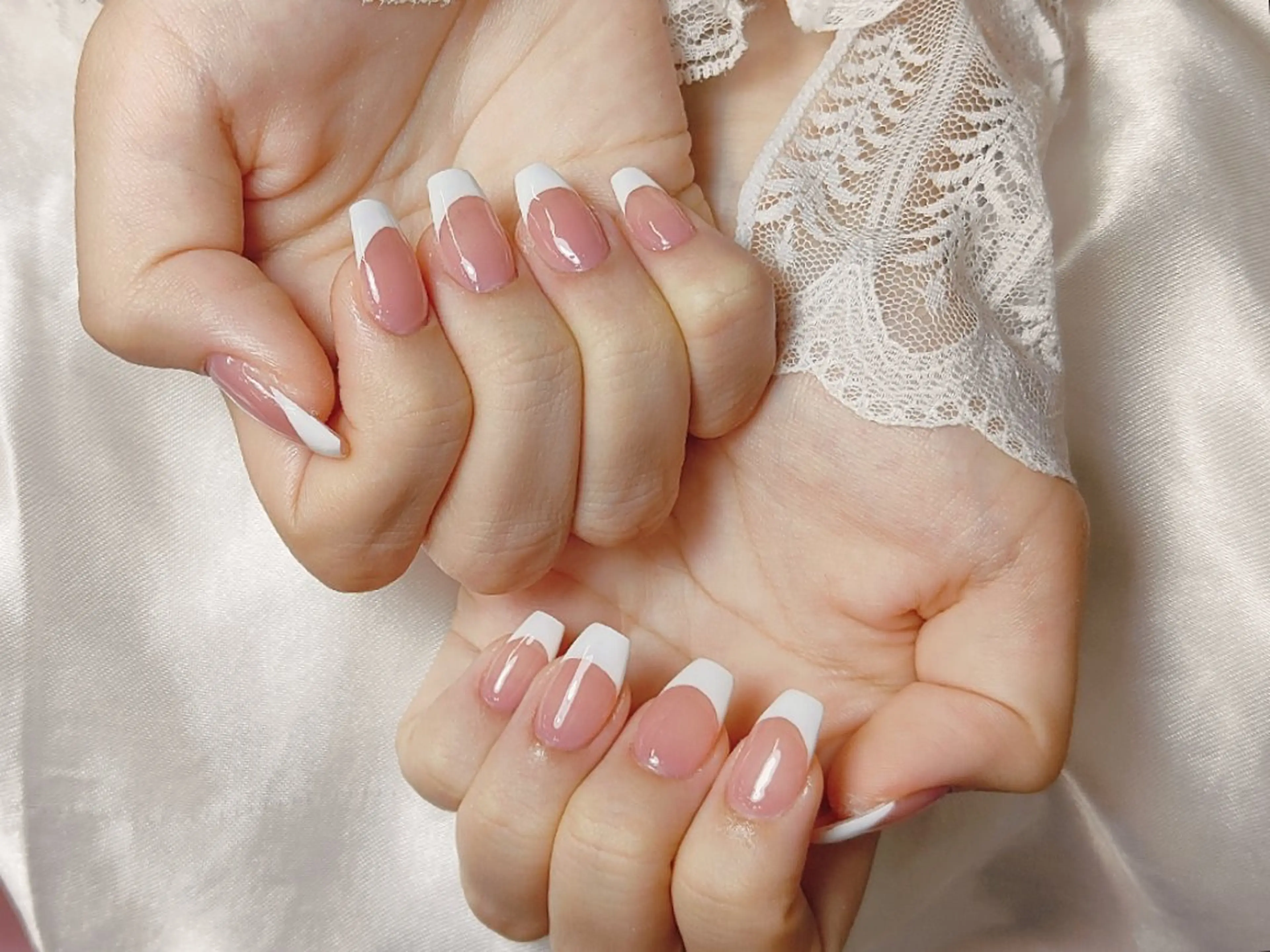 ネイル 成人式 フラッシュネイル フレンチネイル ジェルネイル グラデーション Umiko🪆 Nailのネイルデザイン