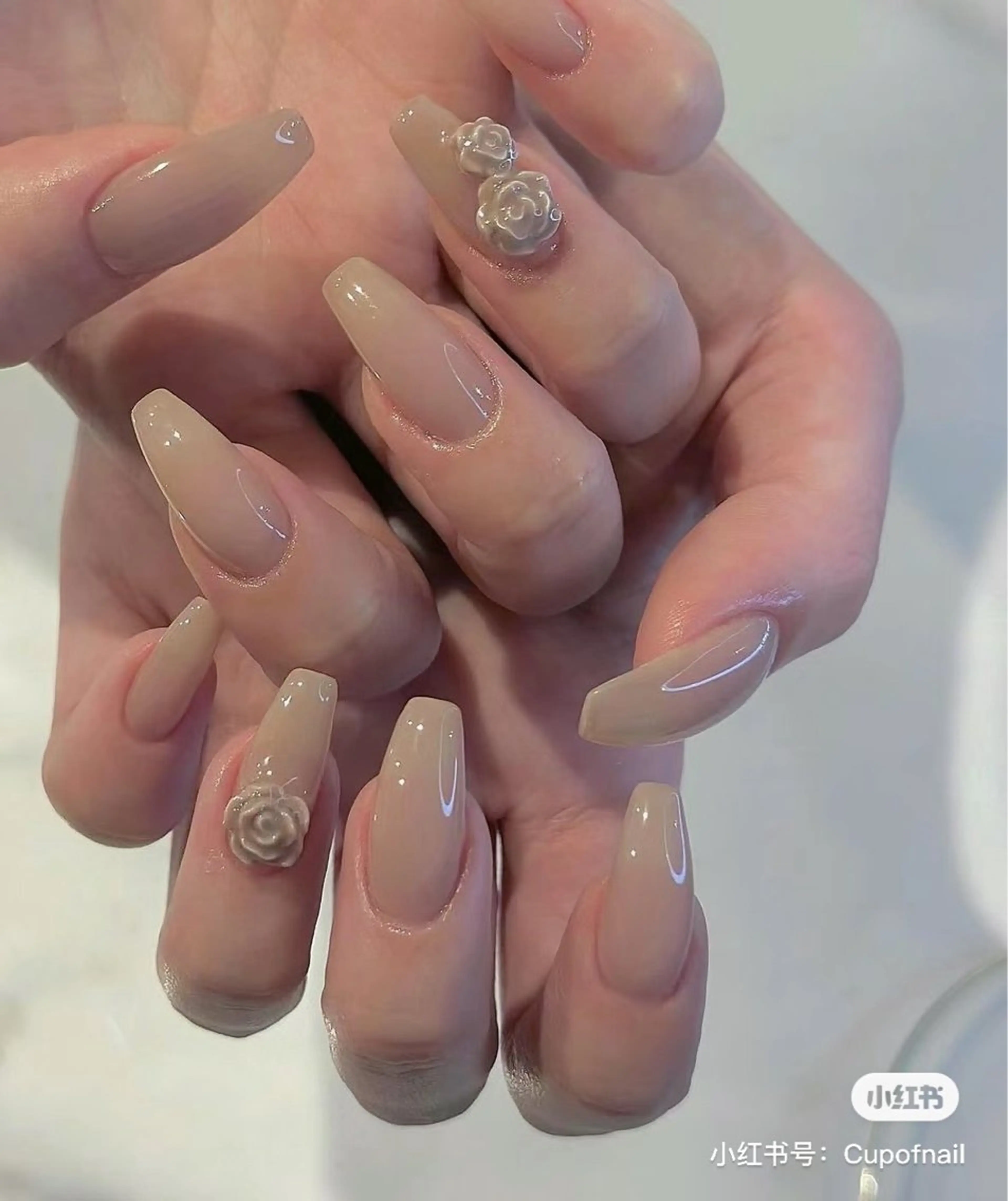 ネイル ハンドネイル OCEAN nail パラジェル　取扱い店のネイルデザイン