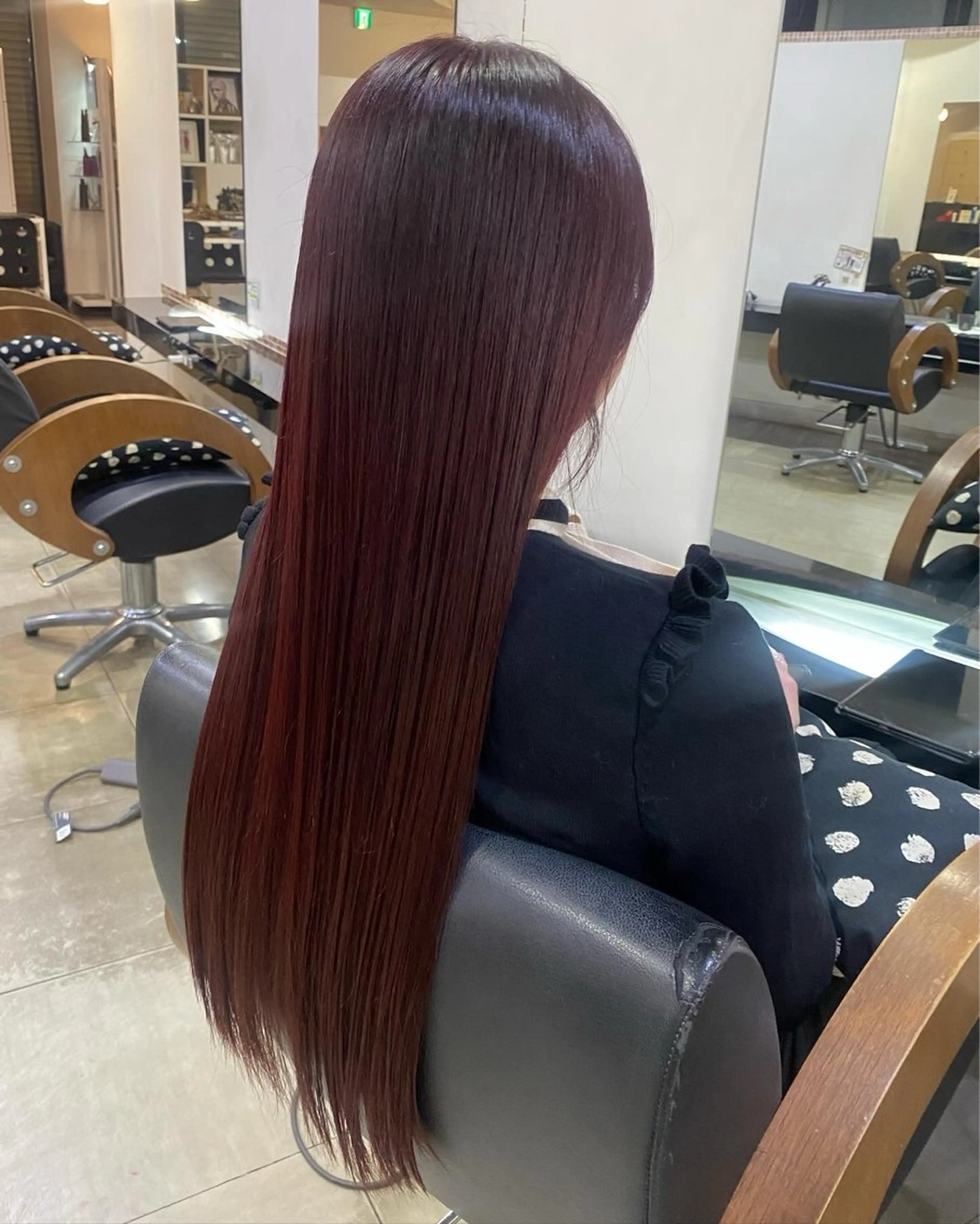 ロング カラー ヘアアレンジ ブリーチ ブリーチなしカラー レッドカラー DISCOHAIRsanc（ルジャルダン町田）所属・烏山 達也のヘアスタイル